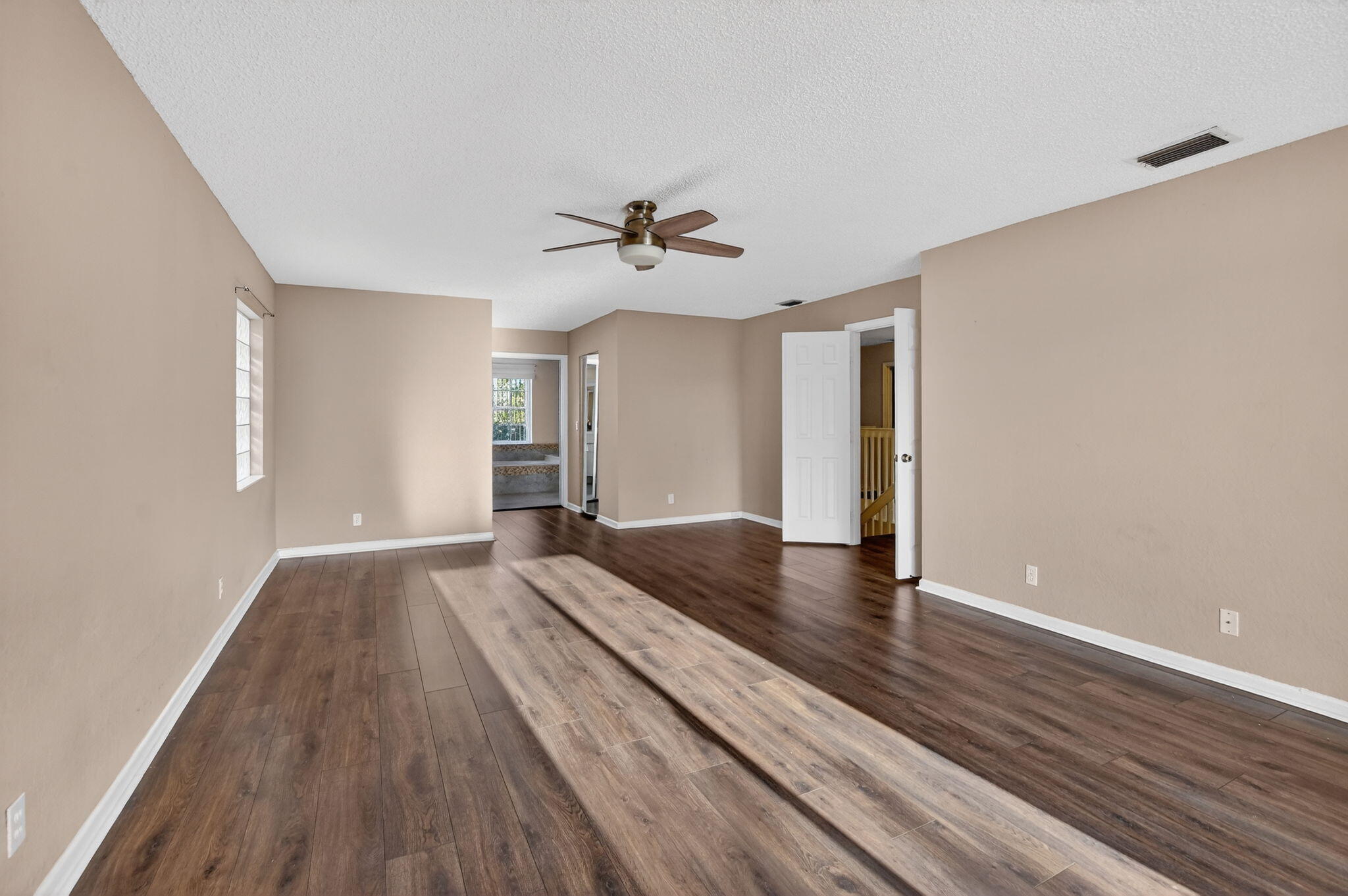 BOCA CHASE TR 9 E - Residential Lease