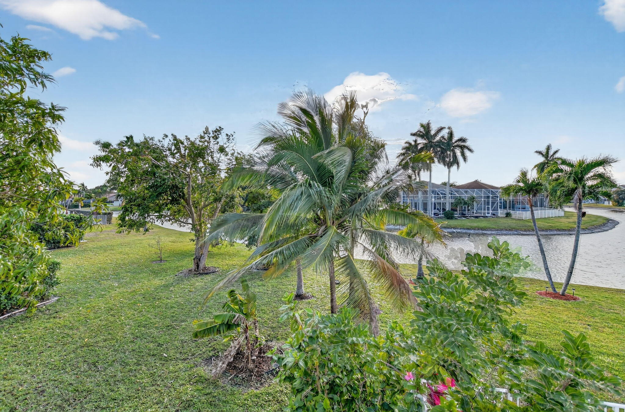 BOCA CHASE TR 9 E - Residential Lease