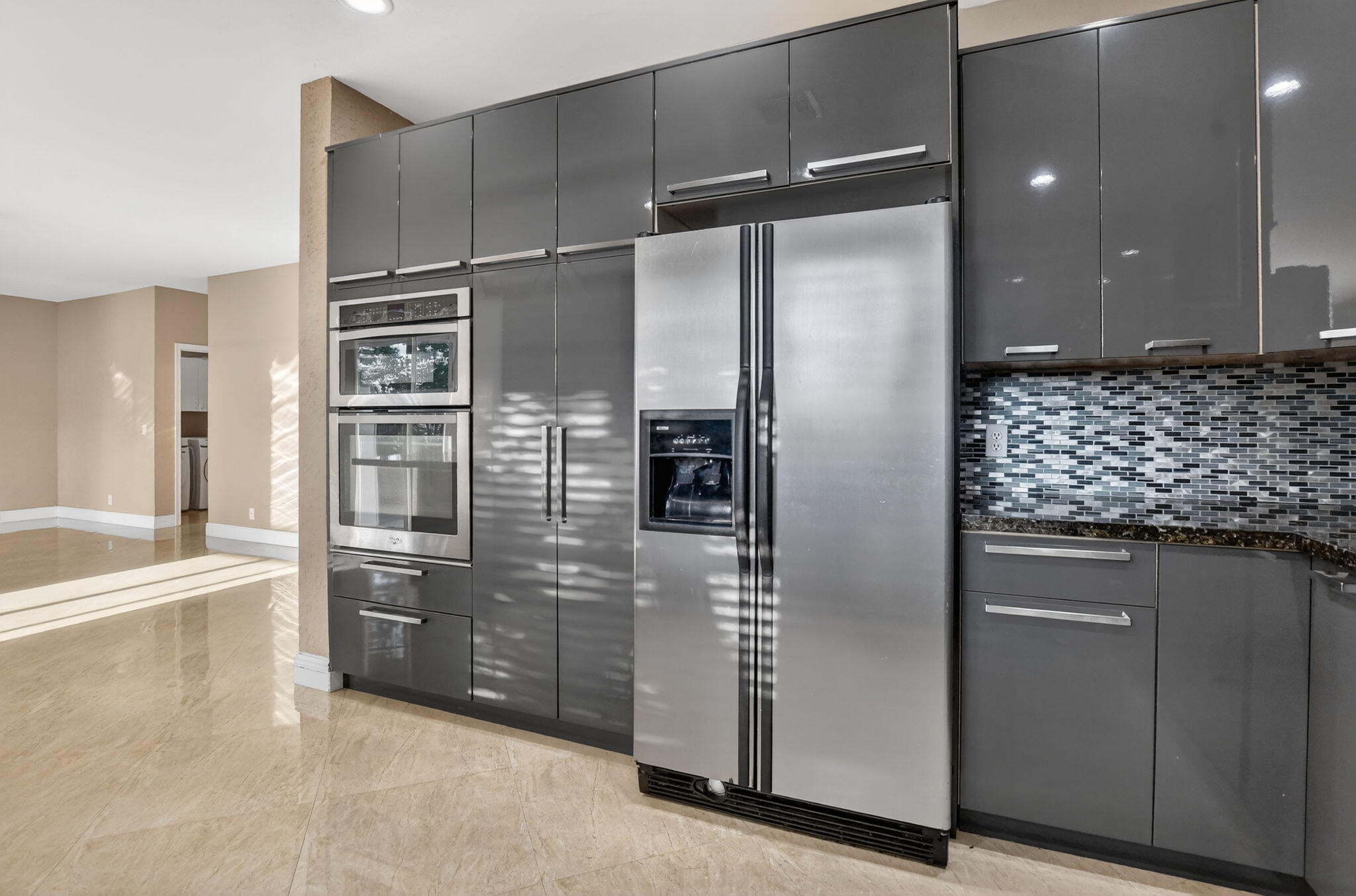 BOCA CHASE TR 9 E - Residential Lease