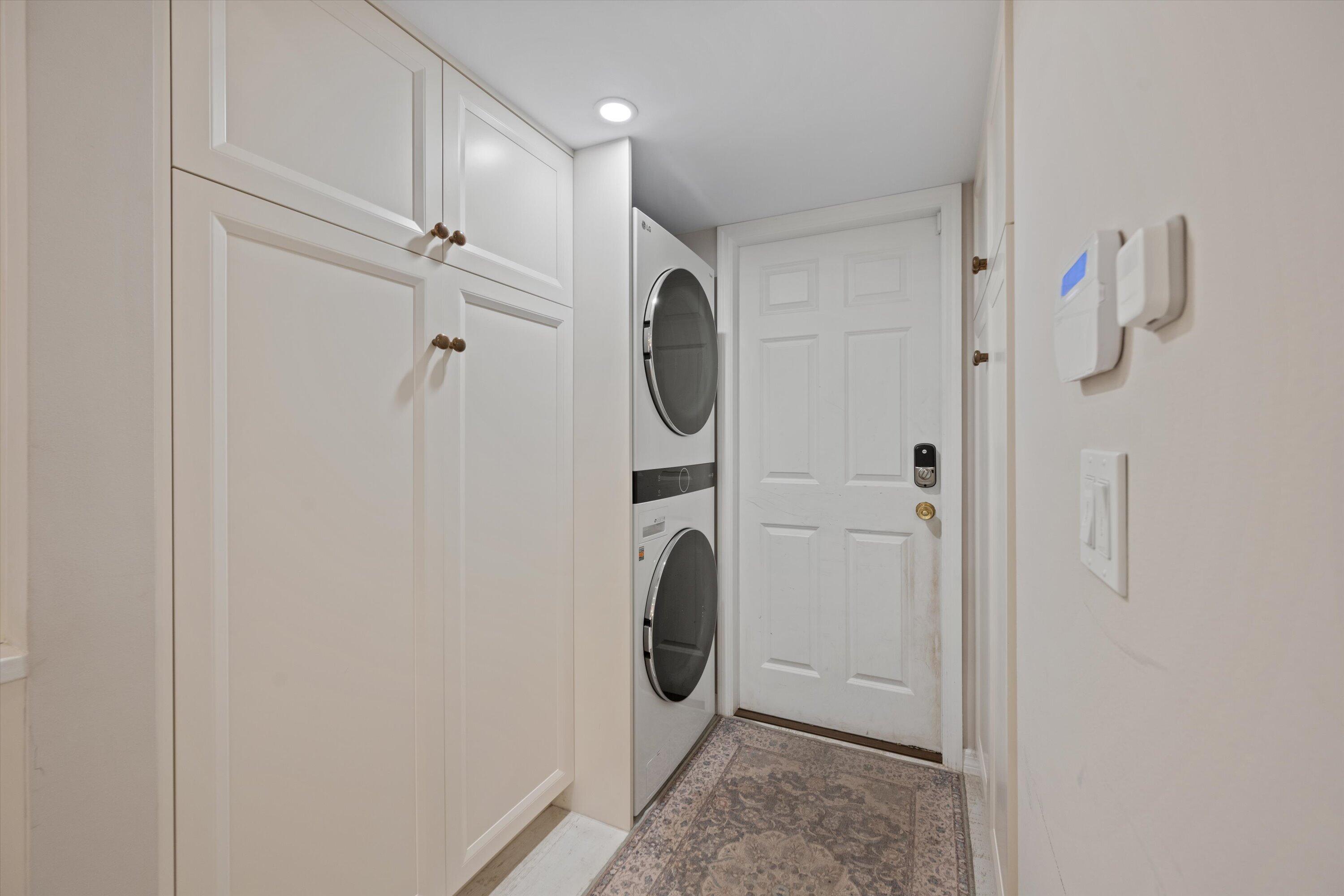 SADDLE TRAIL PARK OF WELLINGTON - Residential