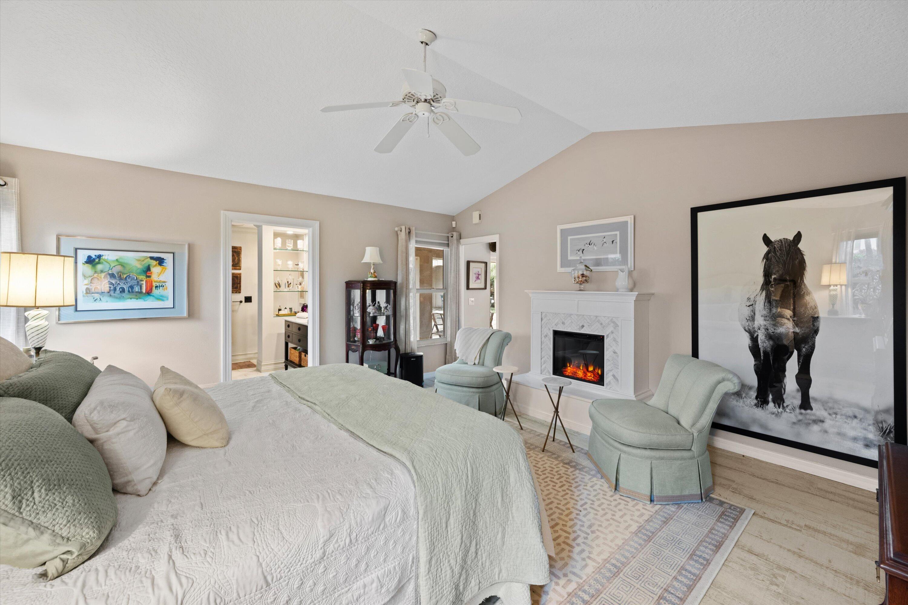 SADDLE TRAIL PARK OF WELLINGTON - Residential