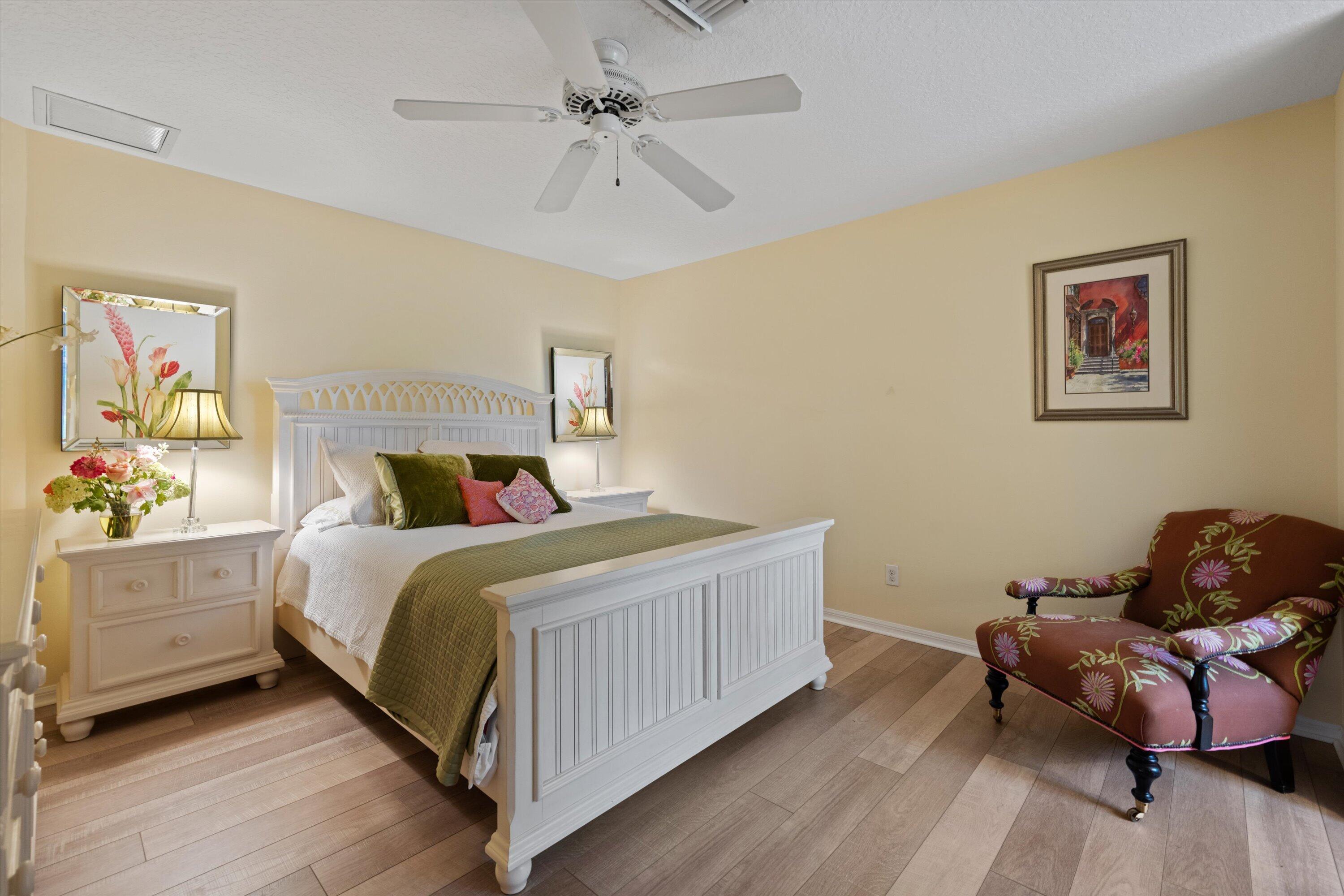 SADDLE TRAIL PARK OF WELLINGTON - Residential