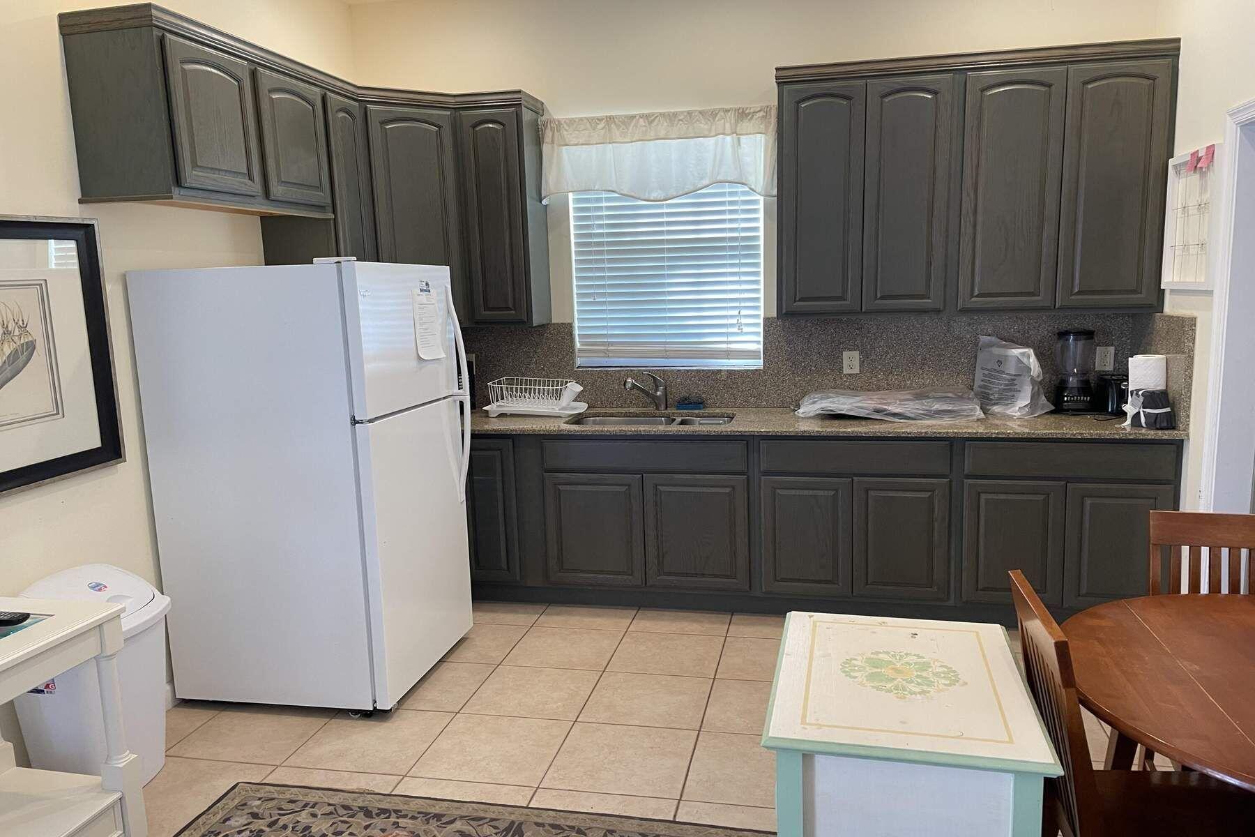 SADDLE TRAIL PARK OF WELLINGTON - Residential