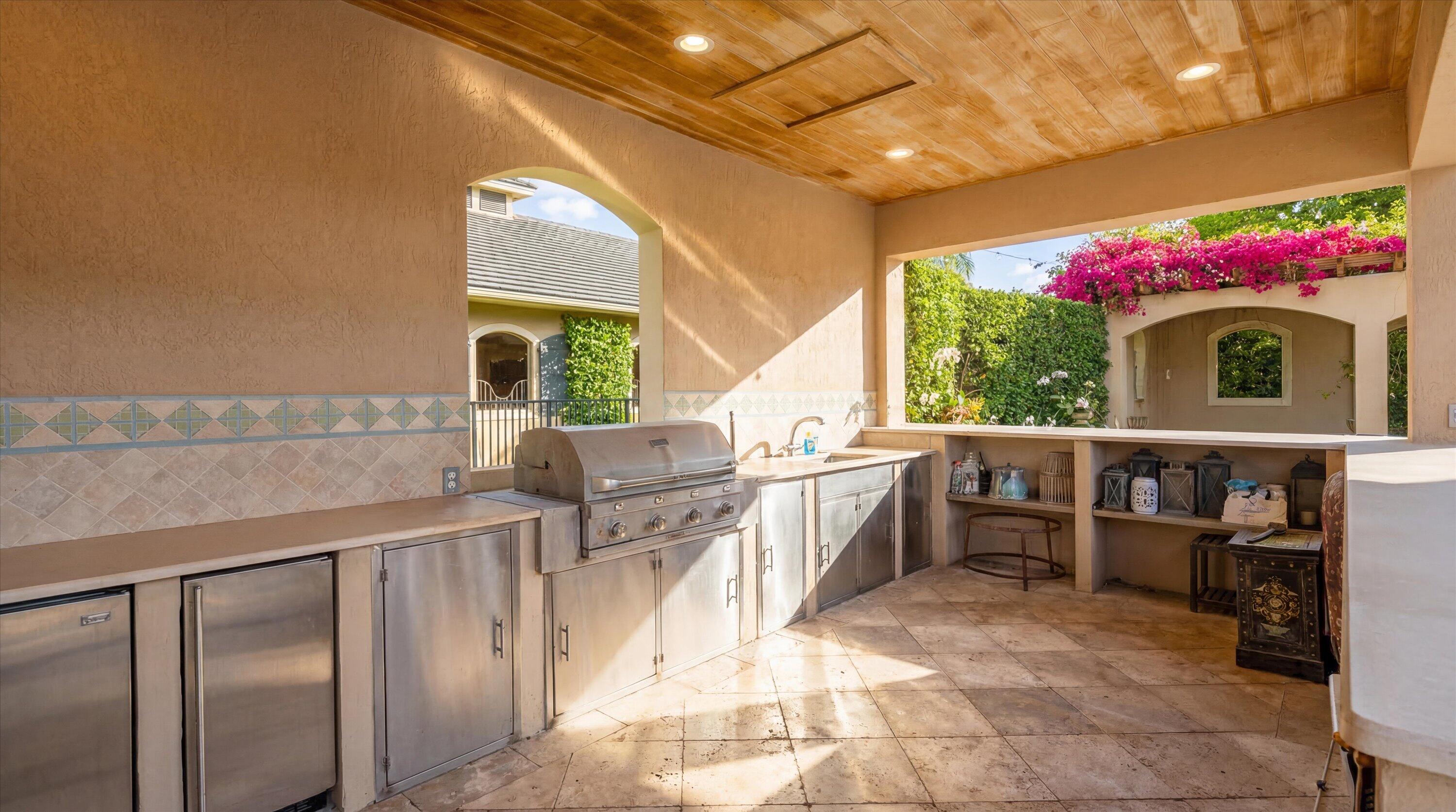 SADDLE TRAIL PARK OF WELLINGTON - Residential