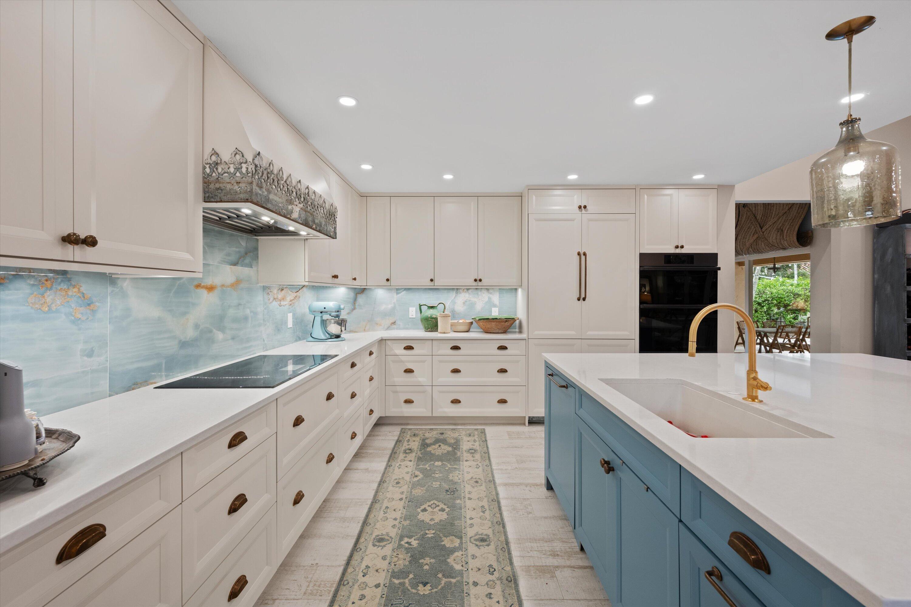 SADDLE TRAIL PARK OF WELLINGTON - Residential