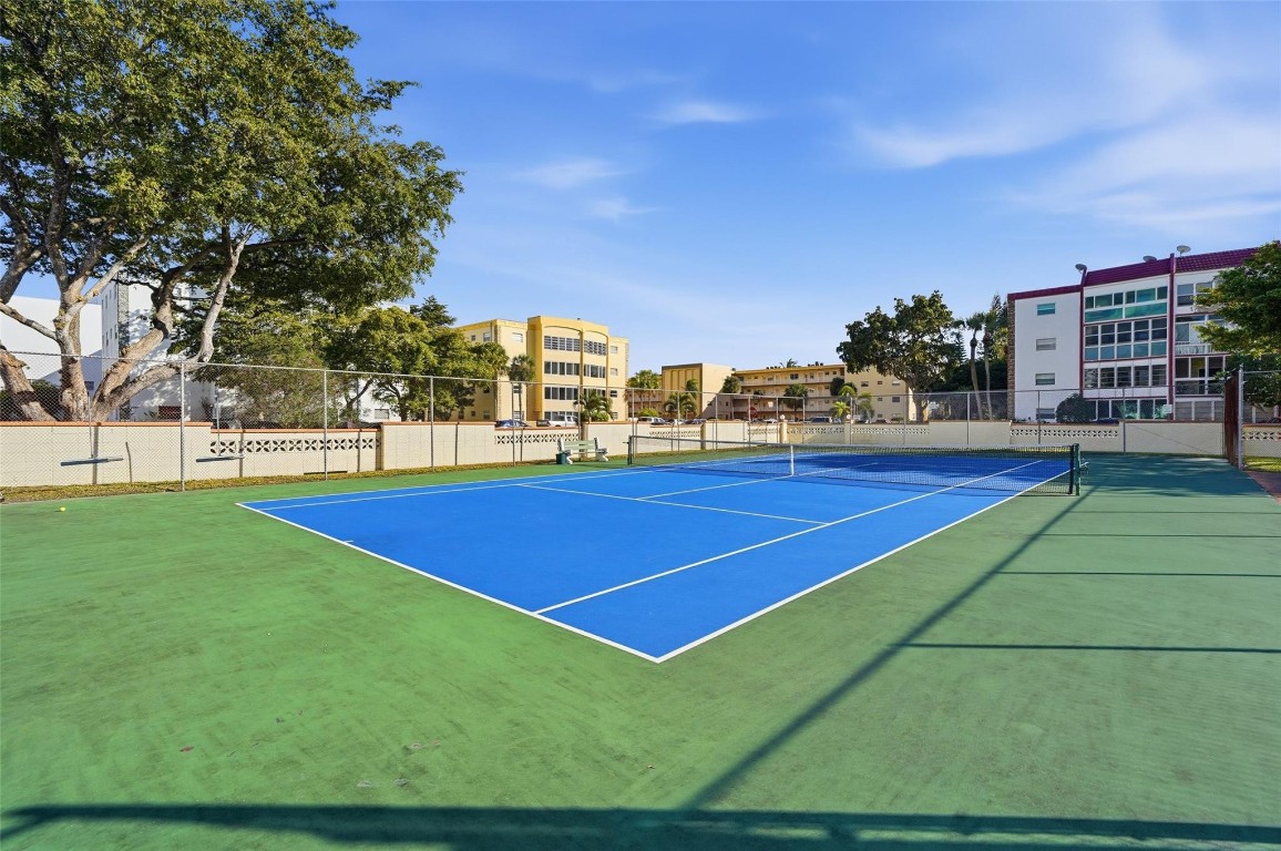 TOPAZ SOUTH CONDO - Residential