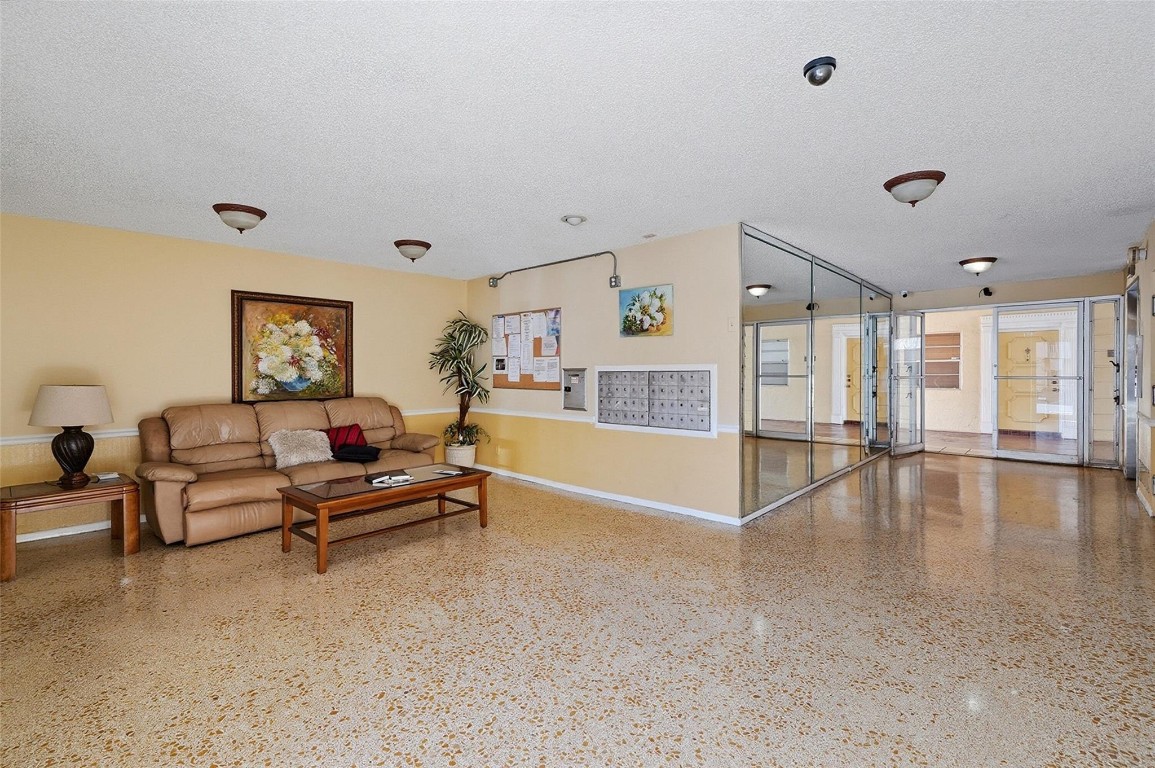 TOPAZ SOUTH CONDO - Residential