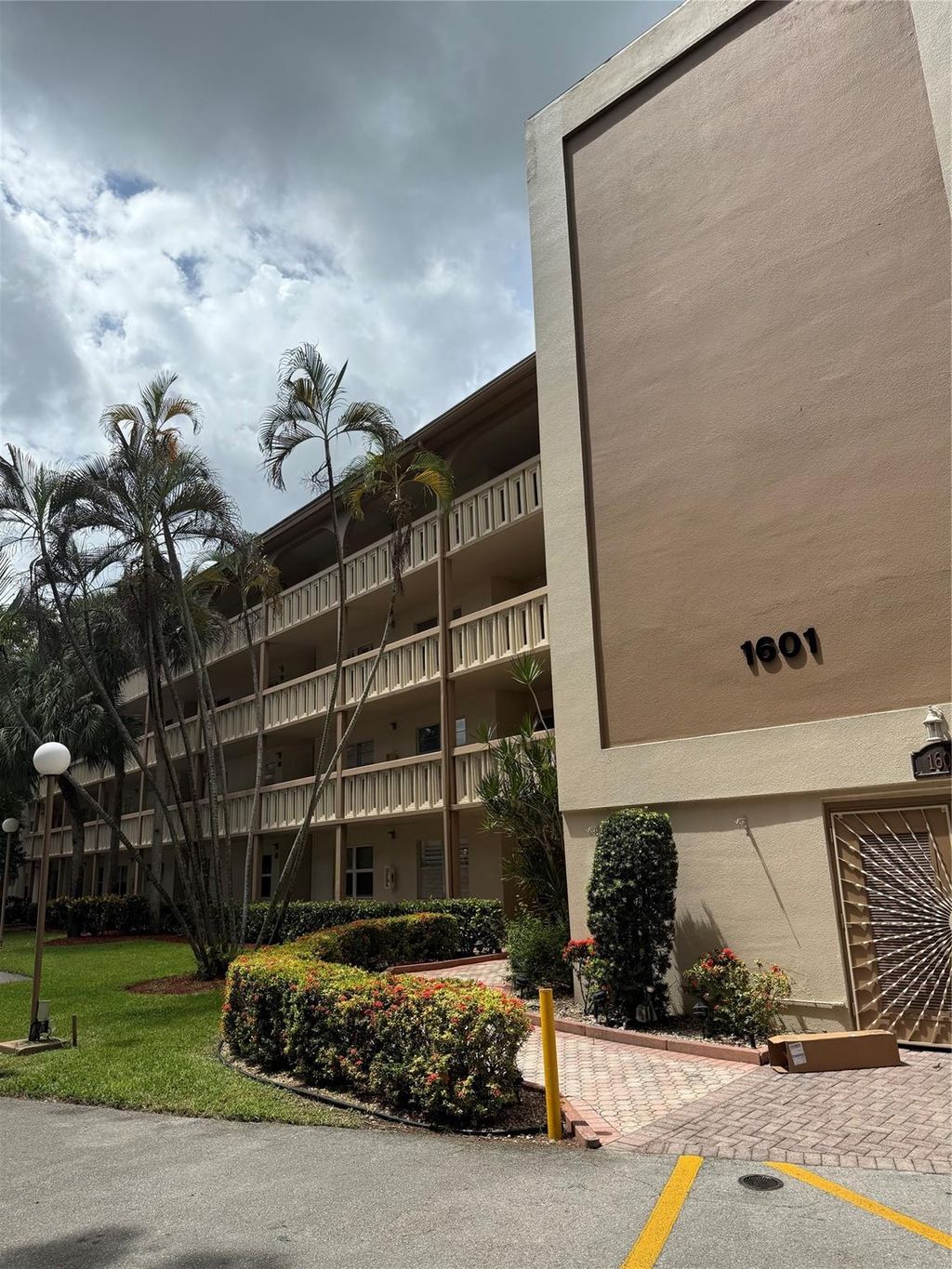 Photo of 1601 Abaco Dr #L4, Coconut Creek, FL 33066 (MLS # F10525198)