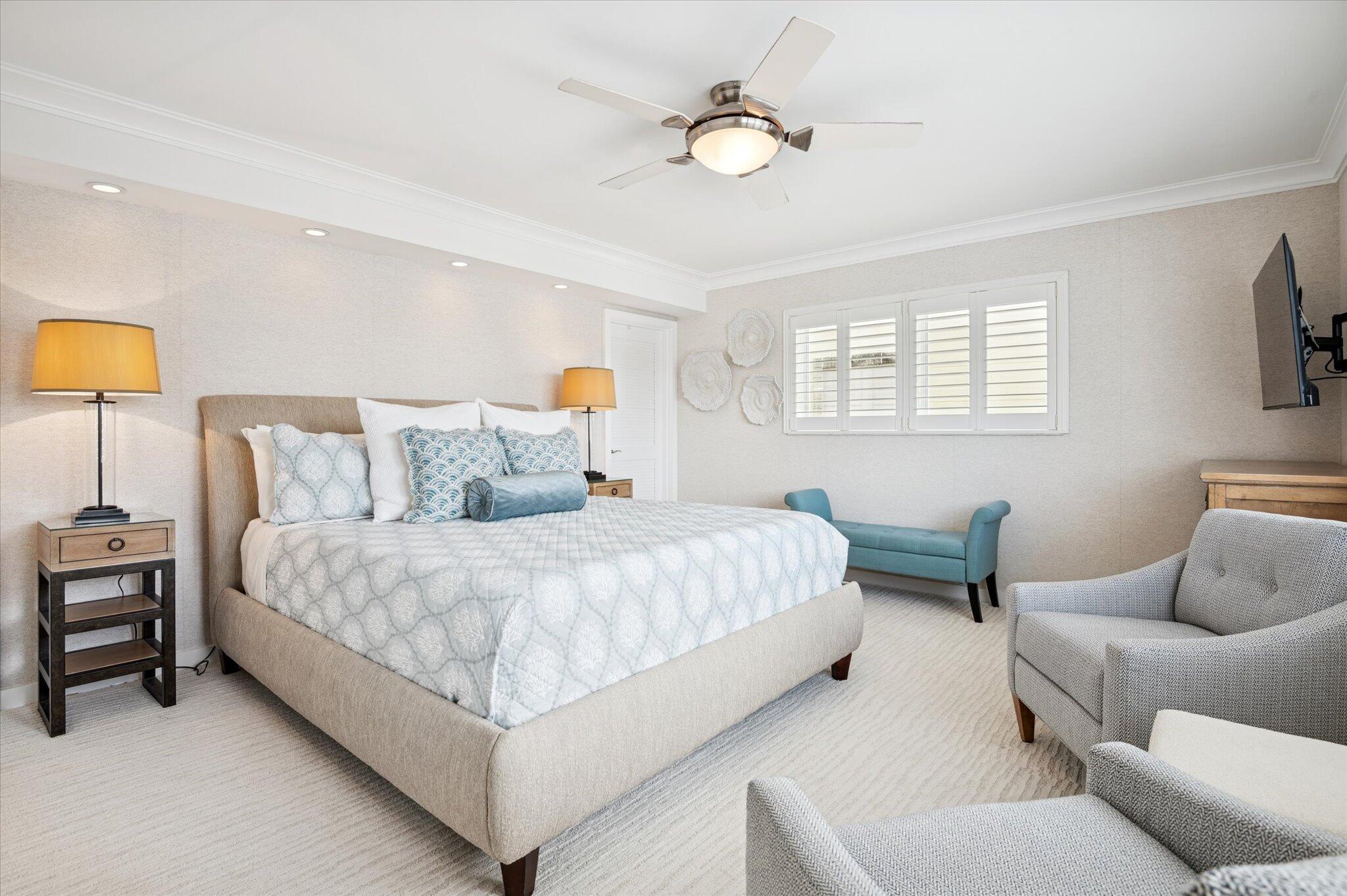 VERSAILLES CO-OP - Residential