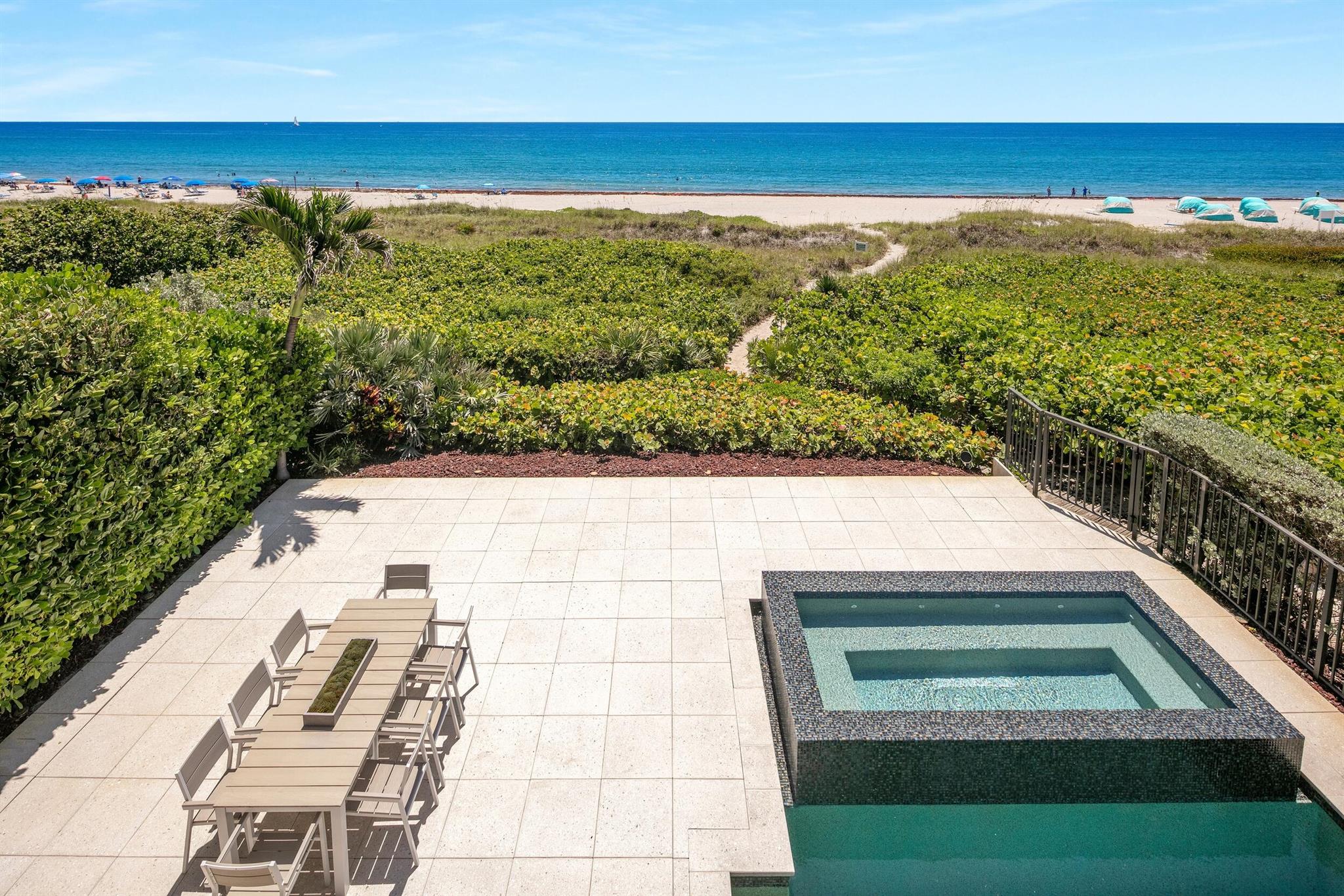 DELRAY OCEAN ESTATES - Residential