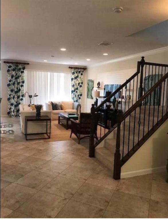 BLUE LAKE TOWNHOMES - Residential Lease