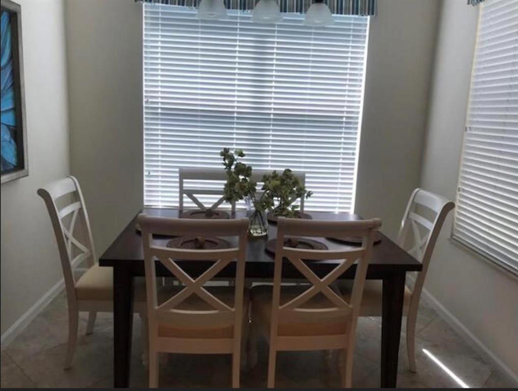 BLUE LAKE TOWNHOMES - Residential Lease