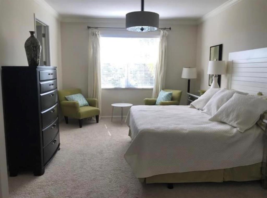 BLUE LAKE TOWNHOMES - Residential Lease