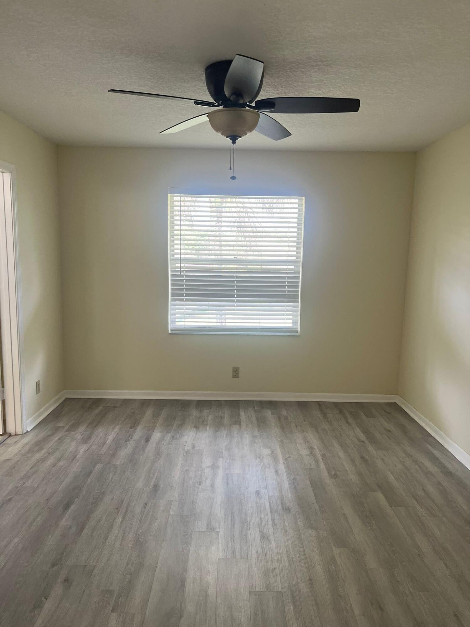 ROSEWOOD CONDO - Residential Lease