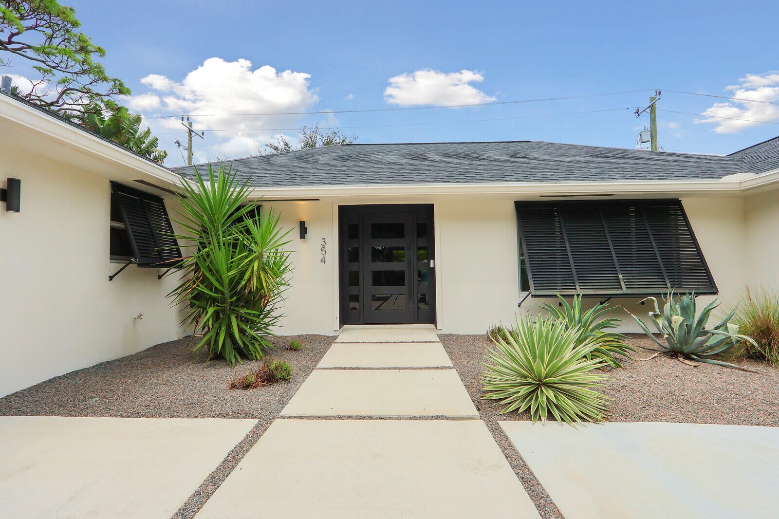 354 COUNTRY CLUB Drive