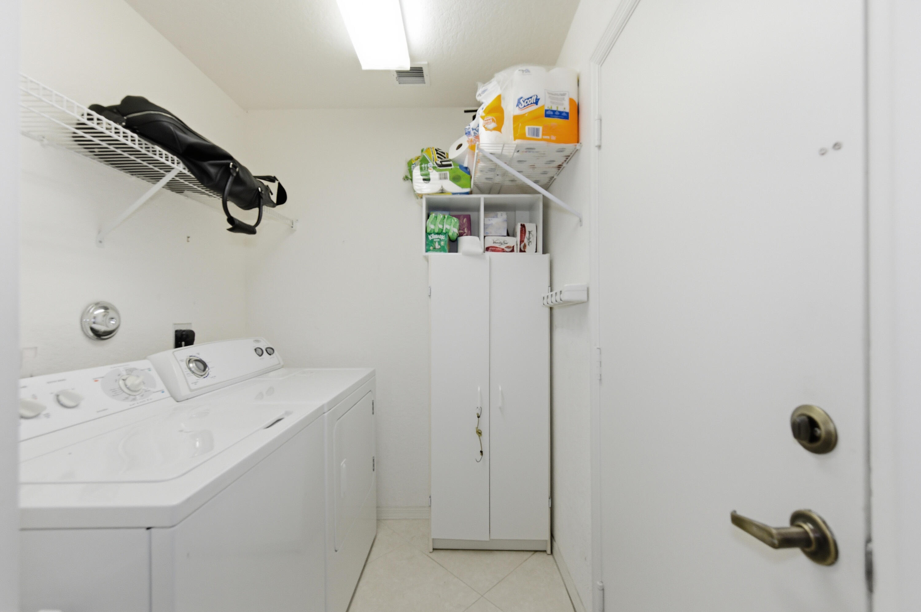 HUNTINGTON WALK POD H - Residential
