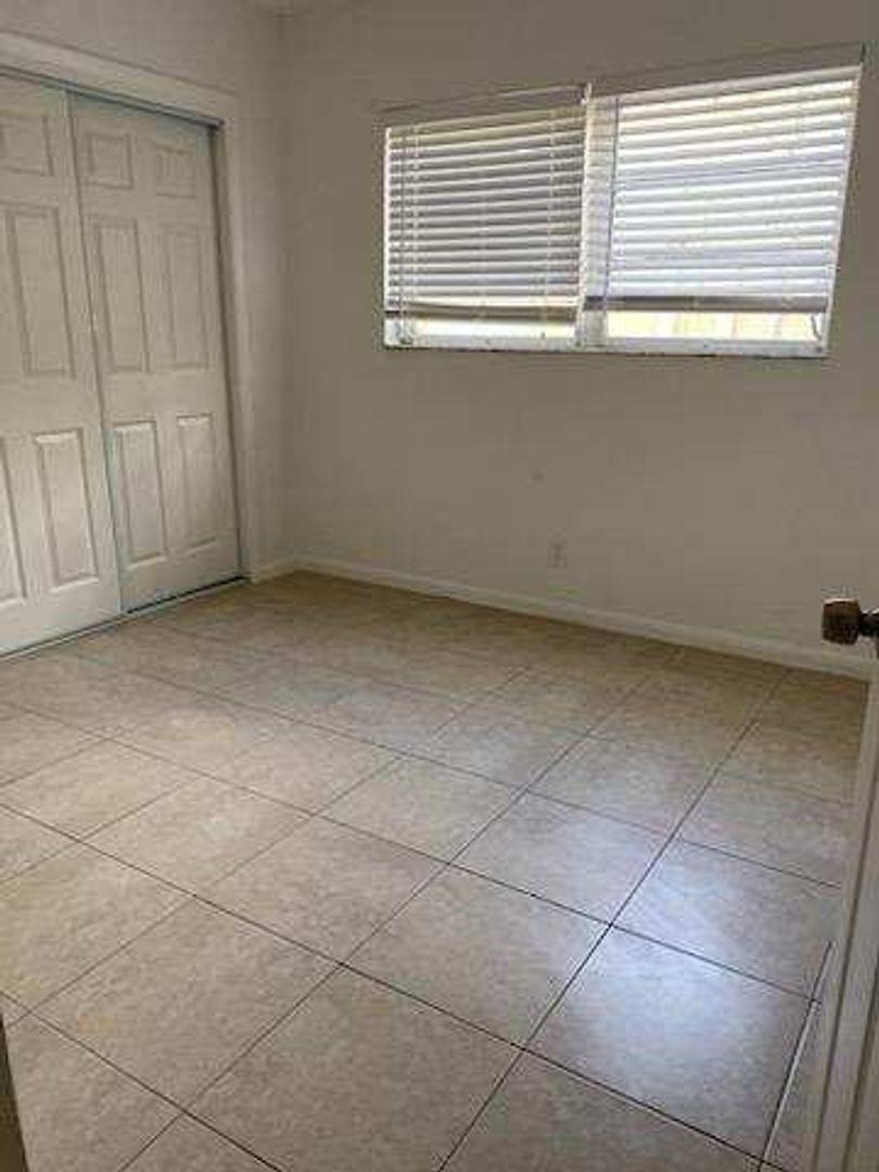 Coconut Creek 10th Sec 70 - Residential Lease