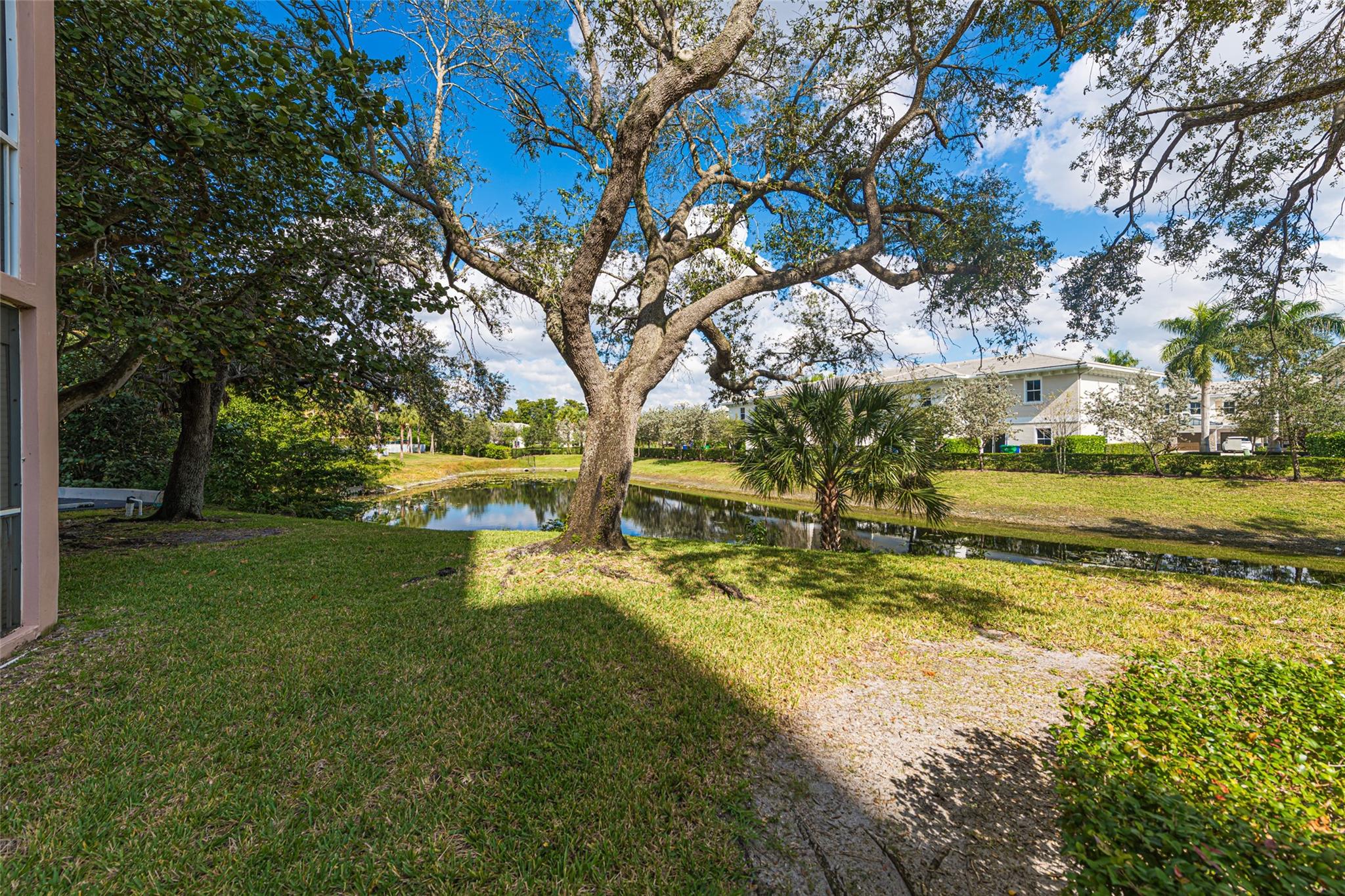 THE BRIARWOOD CLUB - Residential