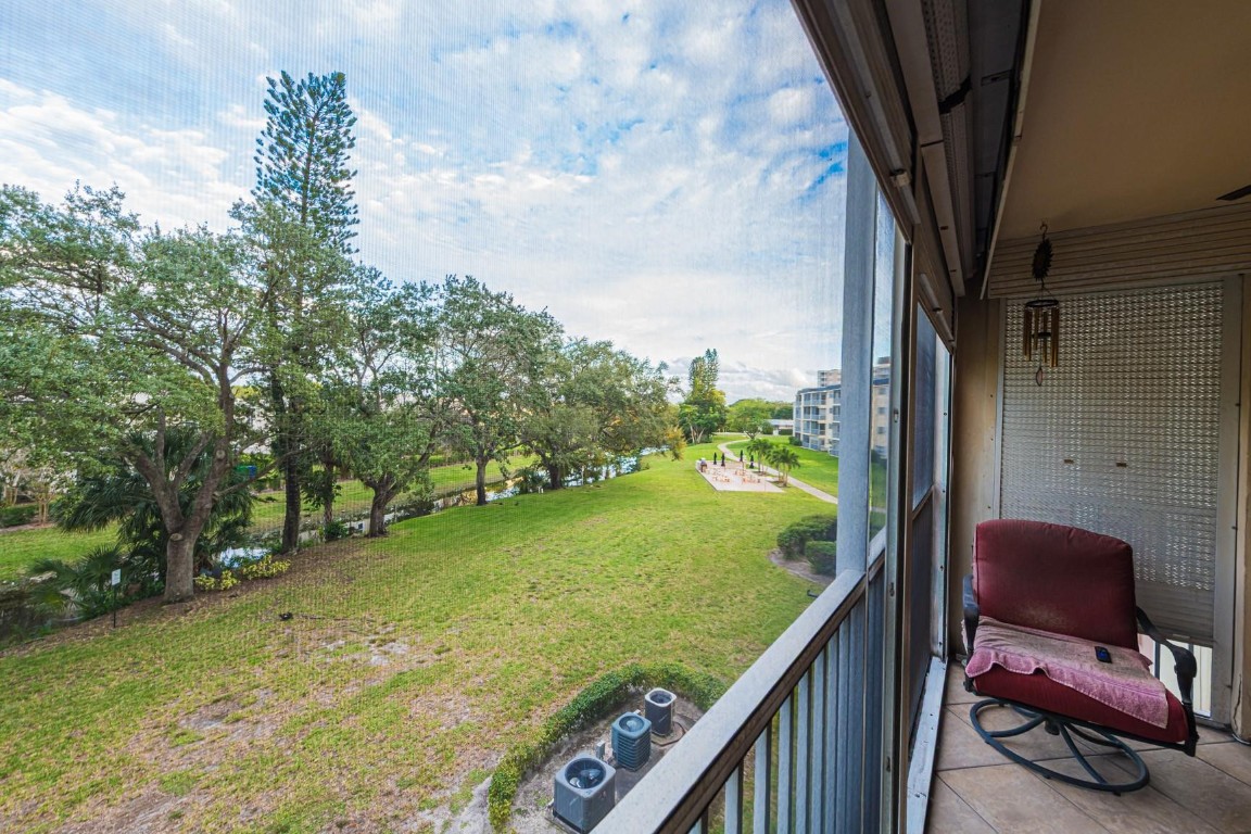 THE BRIARWOOD CLUB - Residential