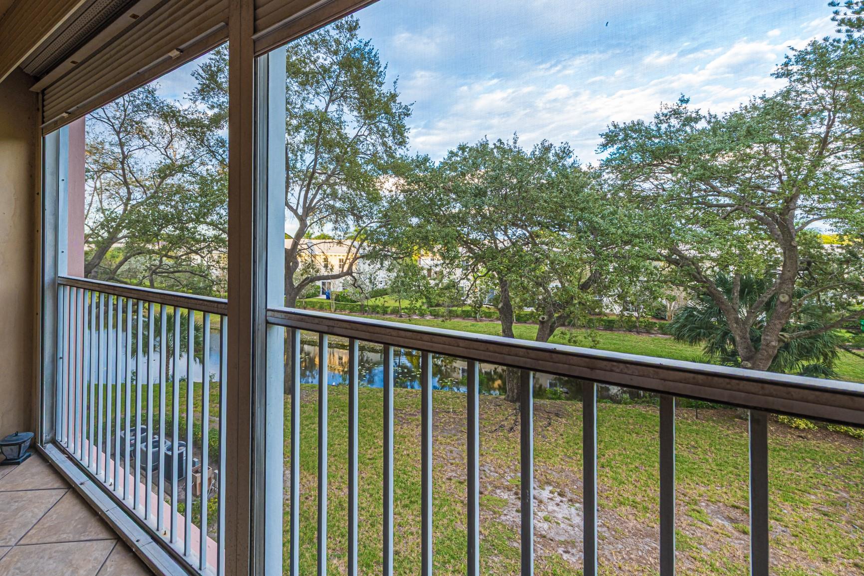 THE BRIARWOOD CLUB - Residential