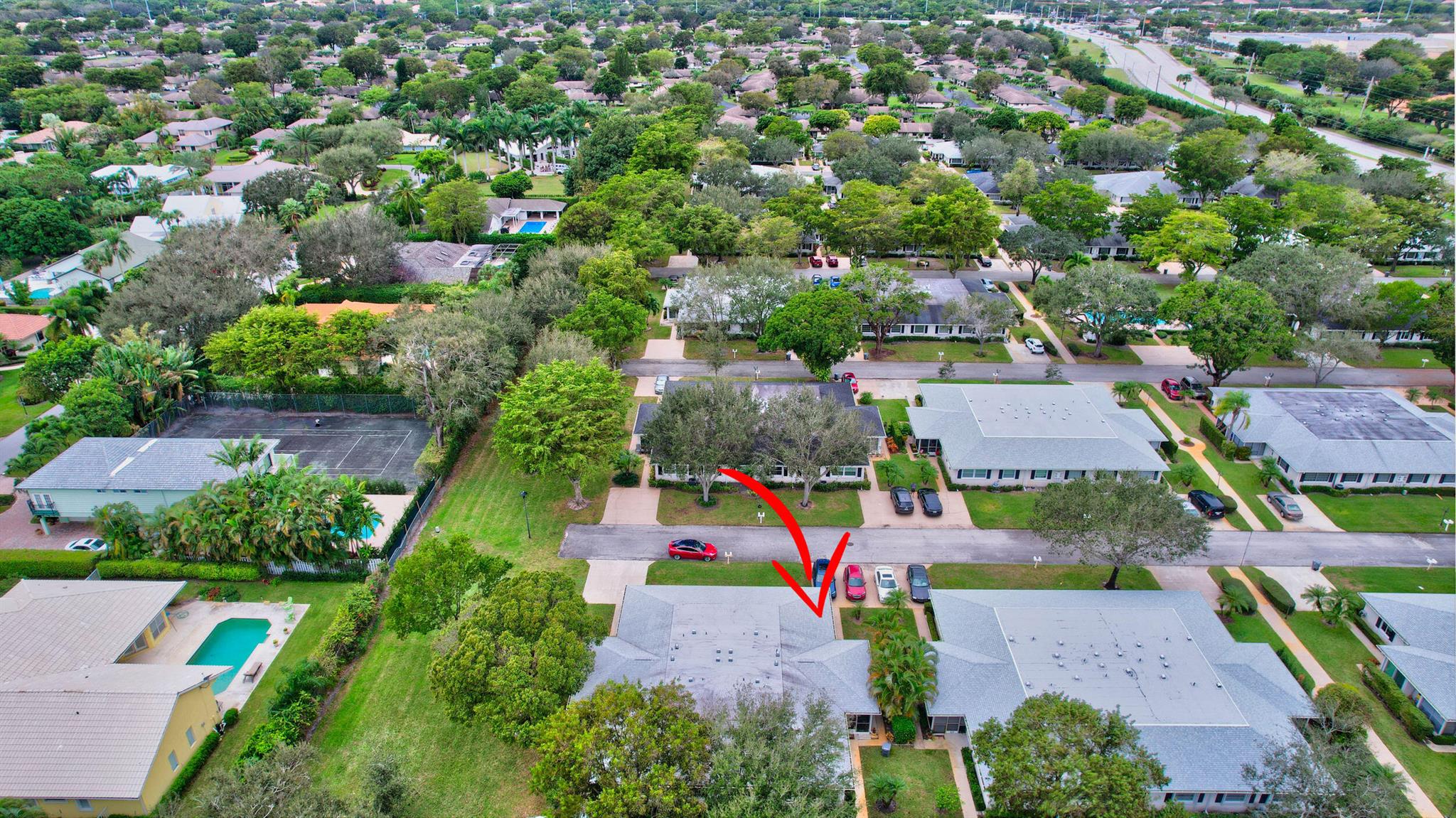 LIMETREE CONDO - Residential