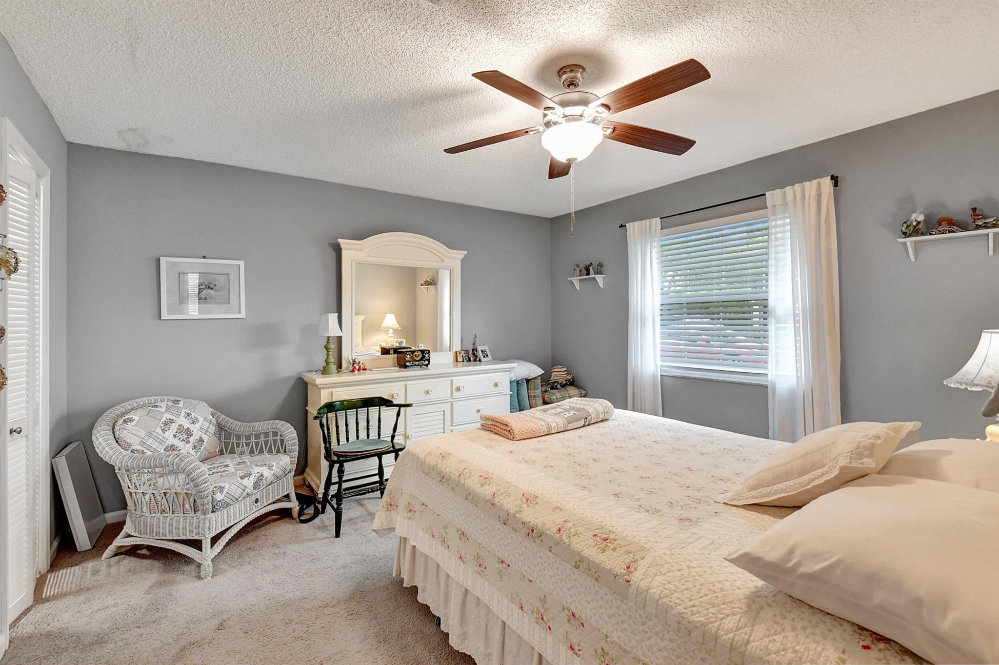 LIMETREE CONDO - Residential