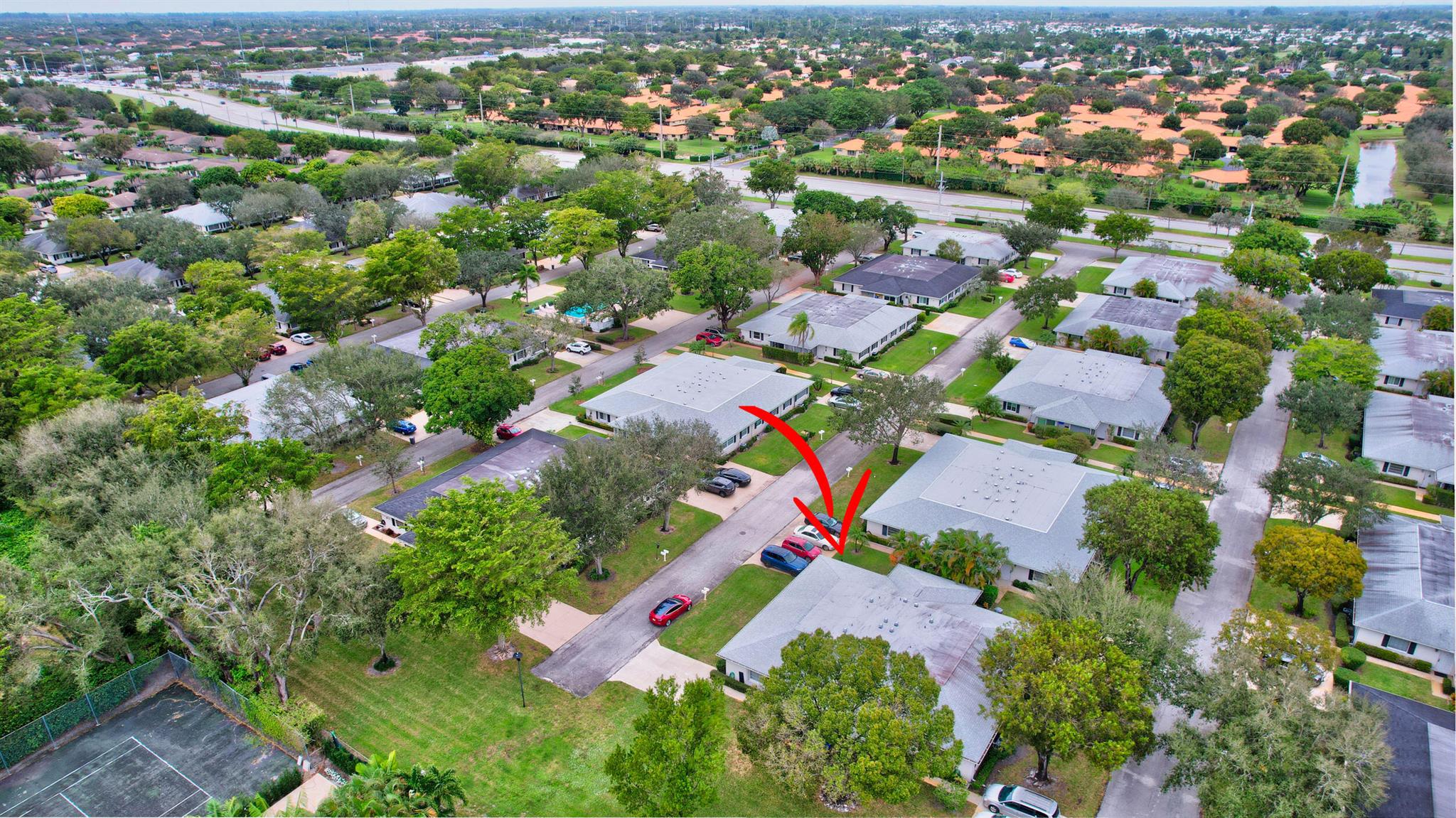 LIMETREE CONDO - Residential