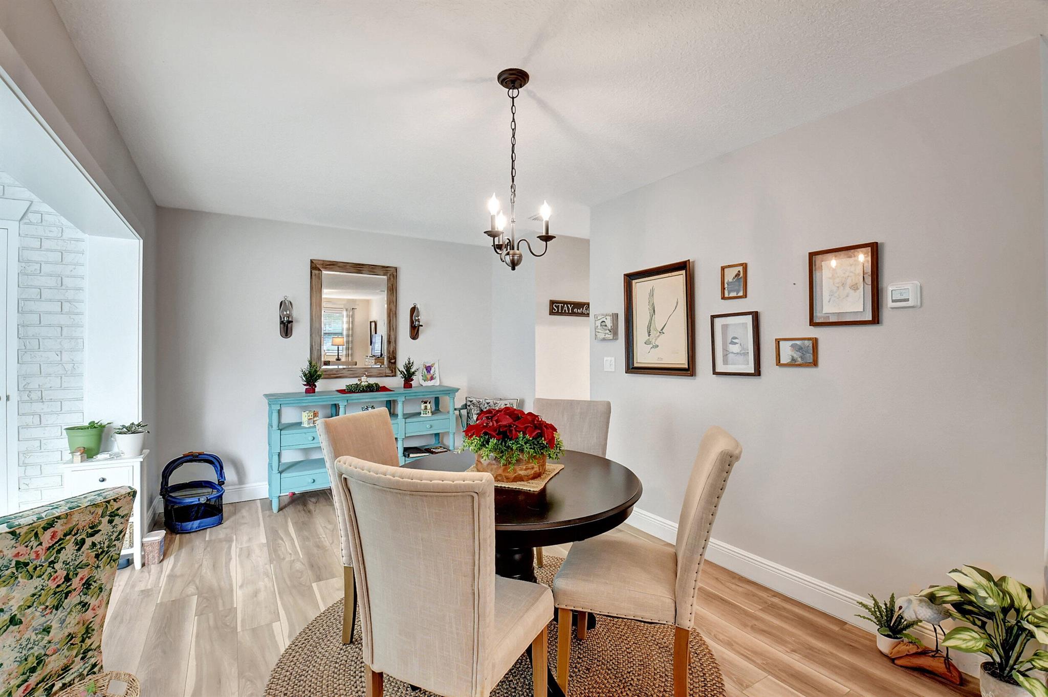 LIMETREE CONDO - Residential