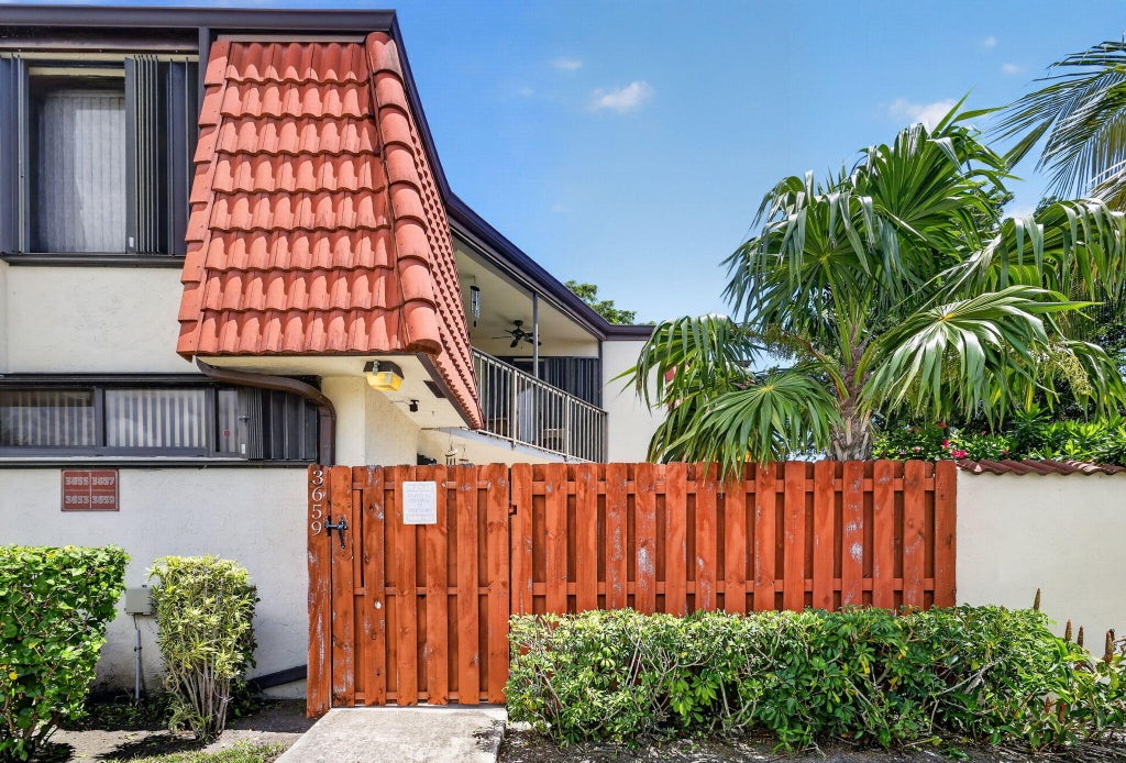 Photo of 3659 VICTORIA Drive, West Palm Beach, FL 33406 (MLS # B26069766)