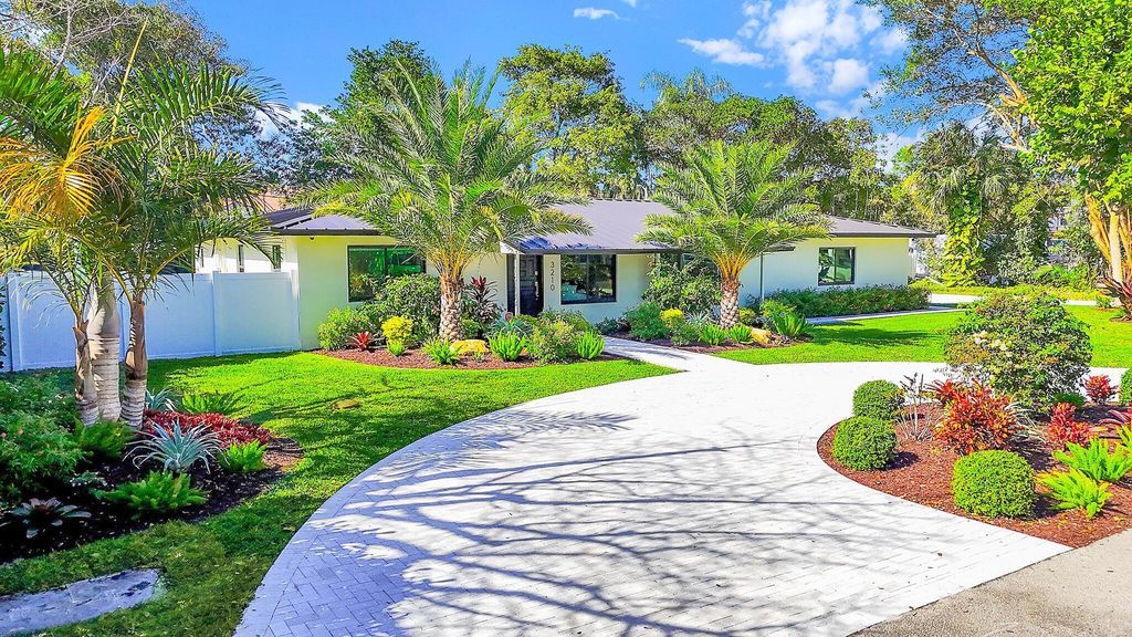 Photo of 3210 Palm Drive, Delray Beach, FL 33483 (MLS # B26017419)