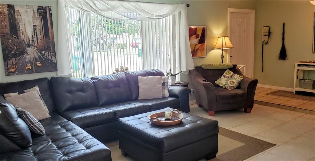 Oriole Margate Sec 1 69-1 - Residential