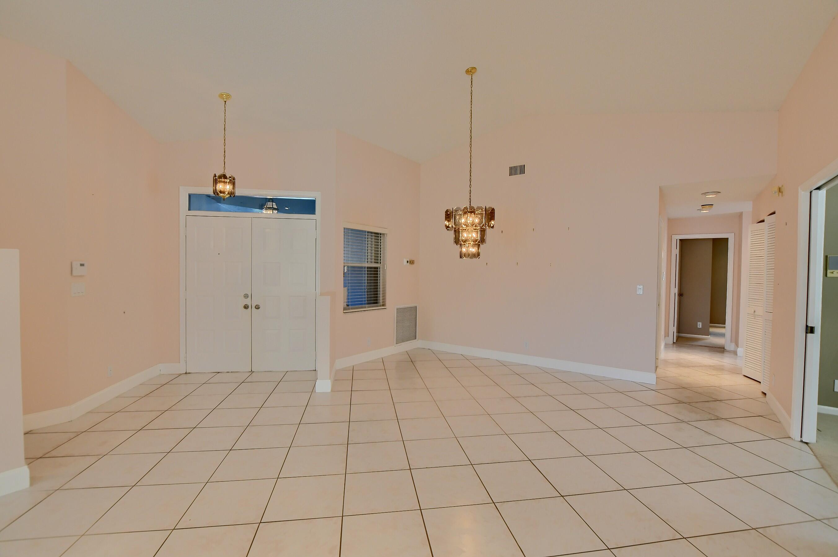 PALM ISLES - Residential