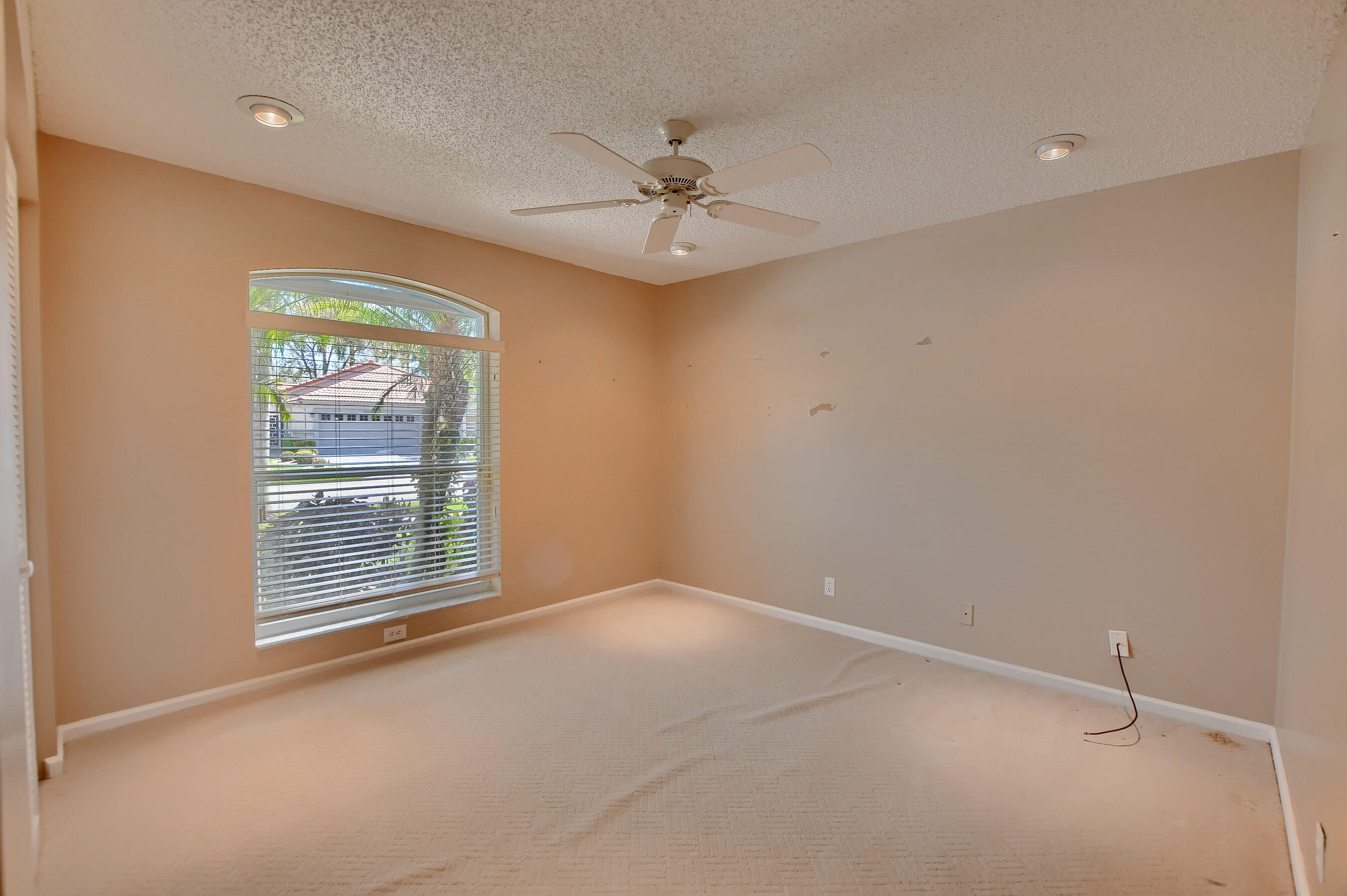 PALM ISLES - Residential