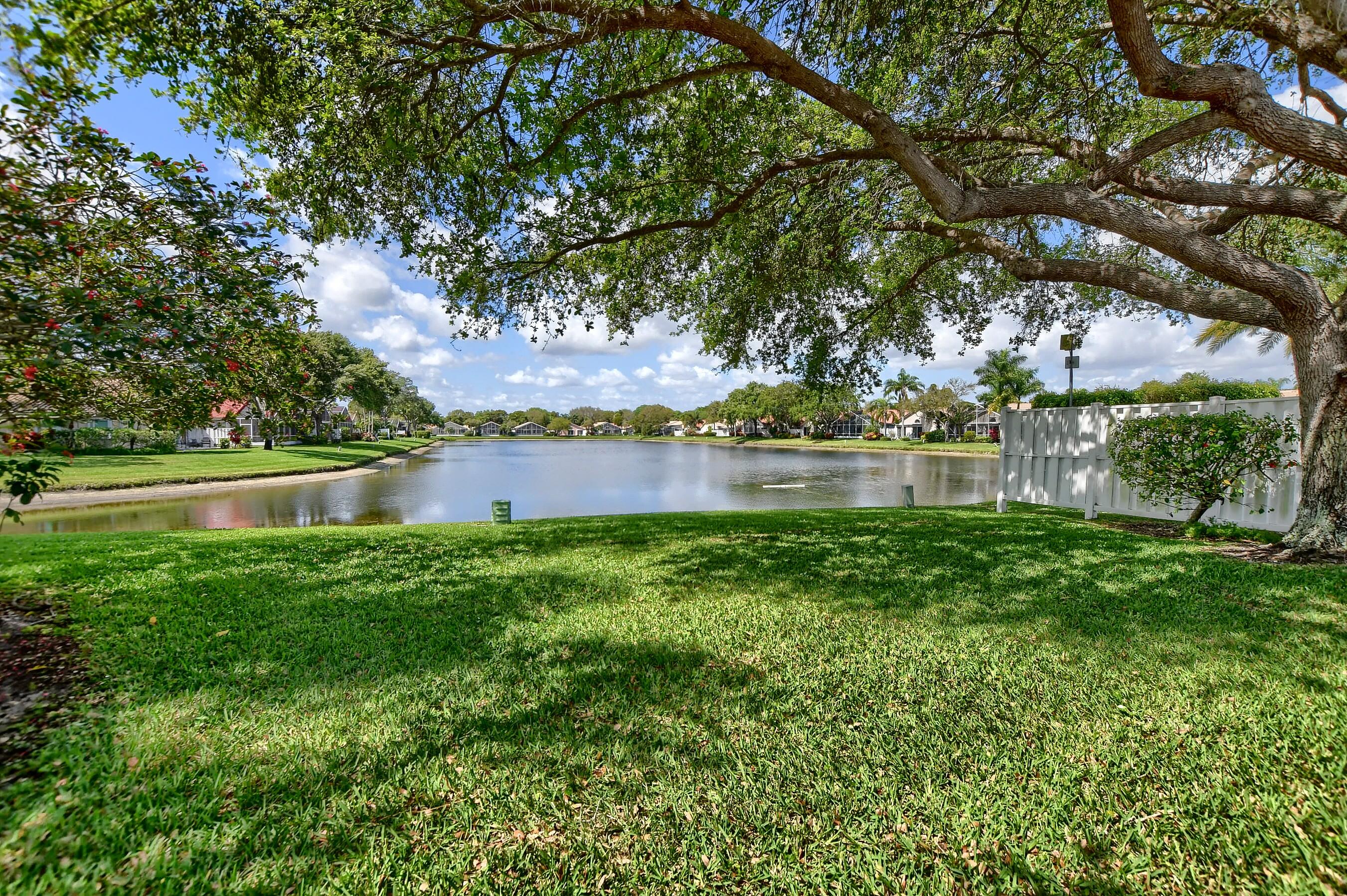 PALM ISLES - Residential