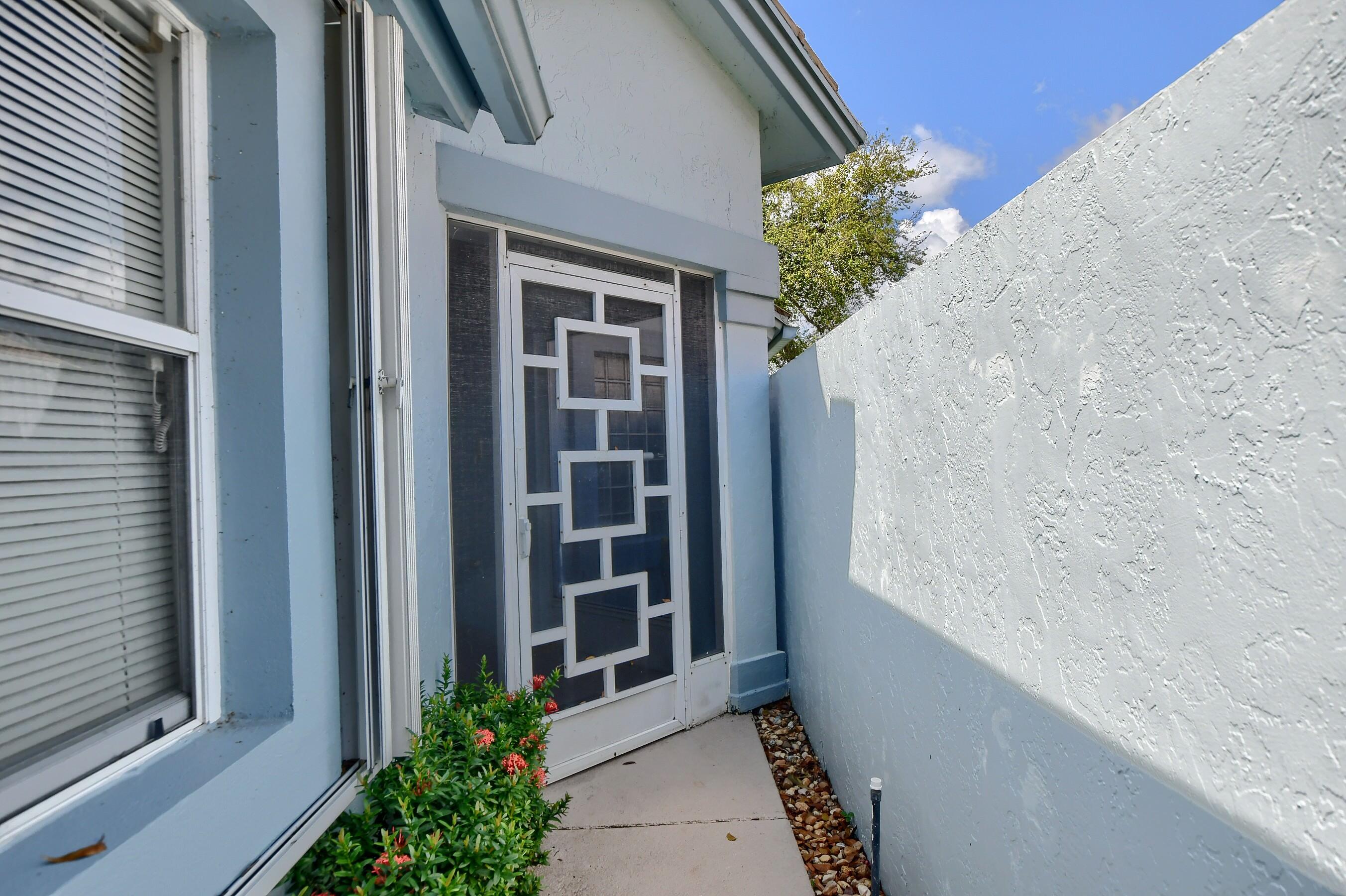 PALM ISLES - Residential