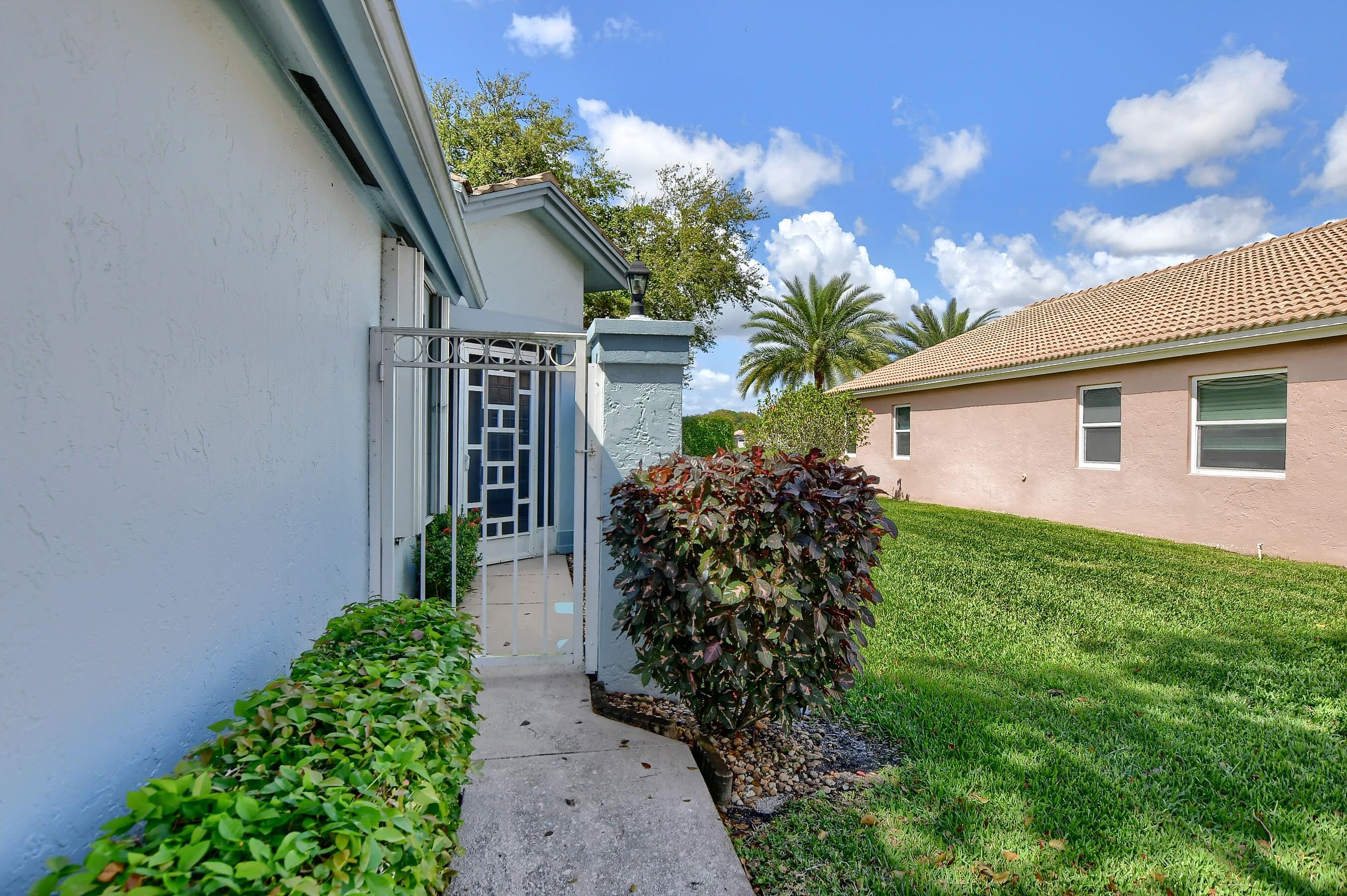 PALM ISLES - Residential