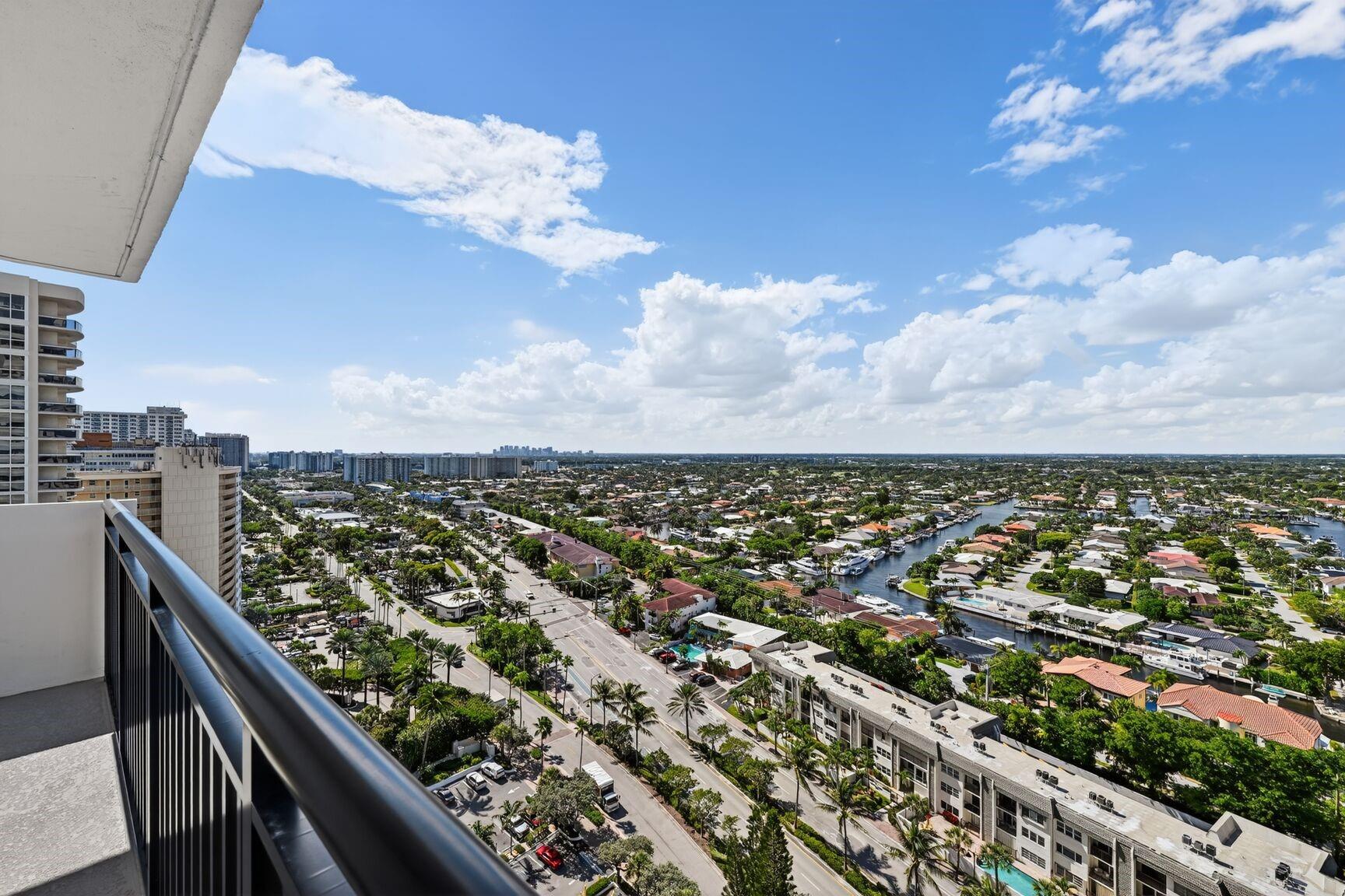 PLAZA SOUTH - Residential