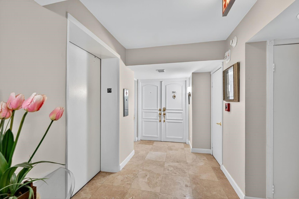 4280 Galt Ocean Drive 20-A