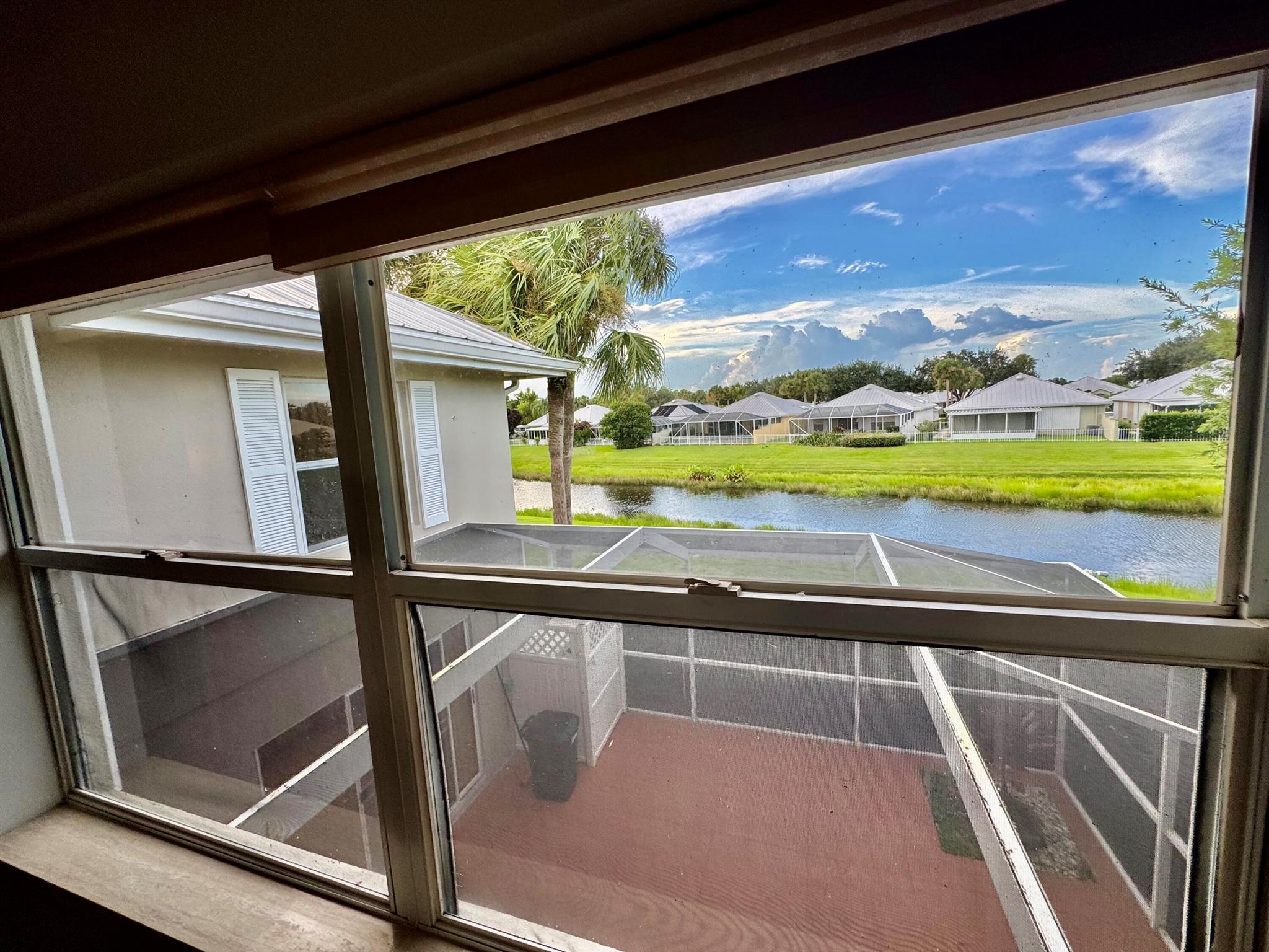 THE MEADOWS AT MARTIN DOW - Residential Lease