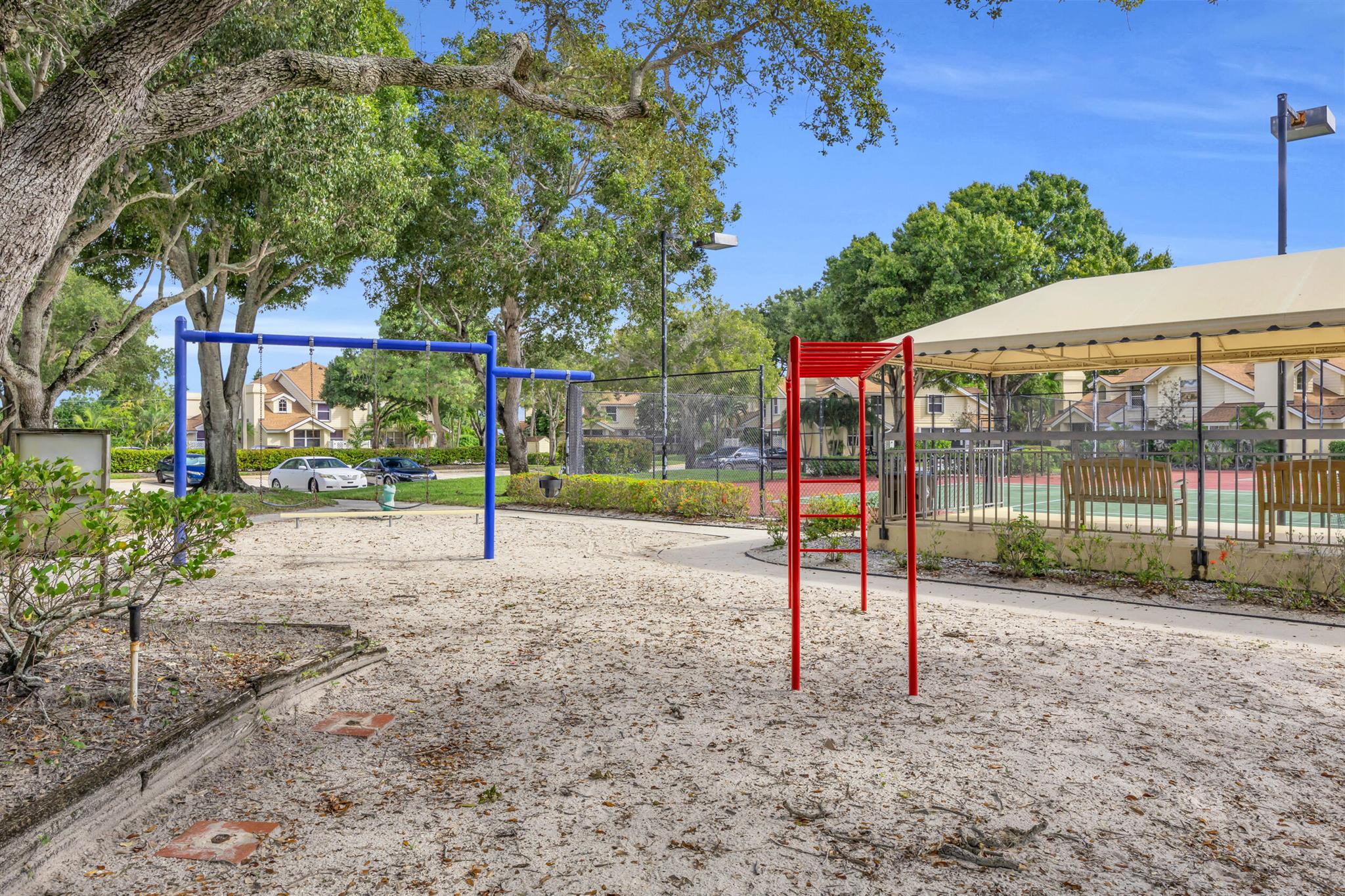 Wellesley at Lake Clarke - Residential