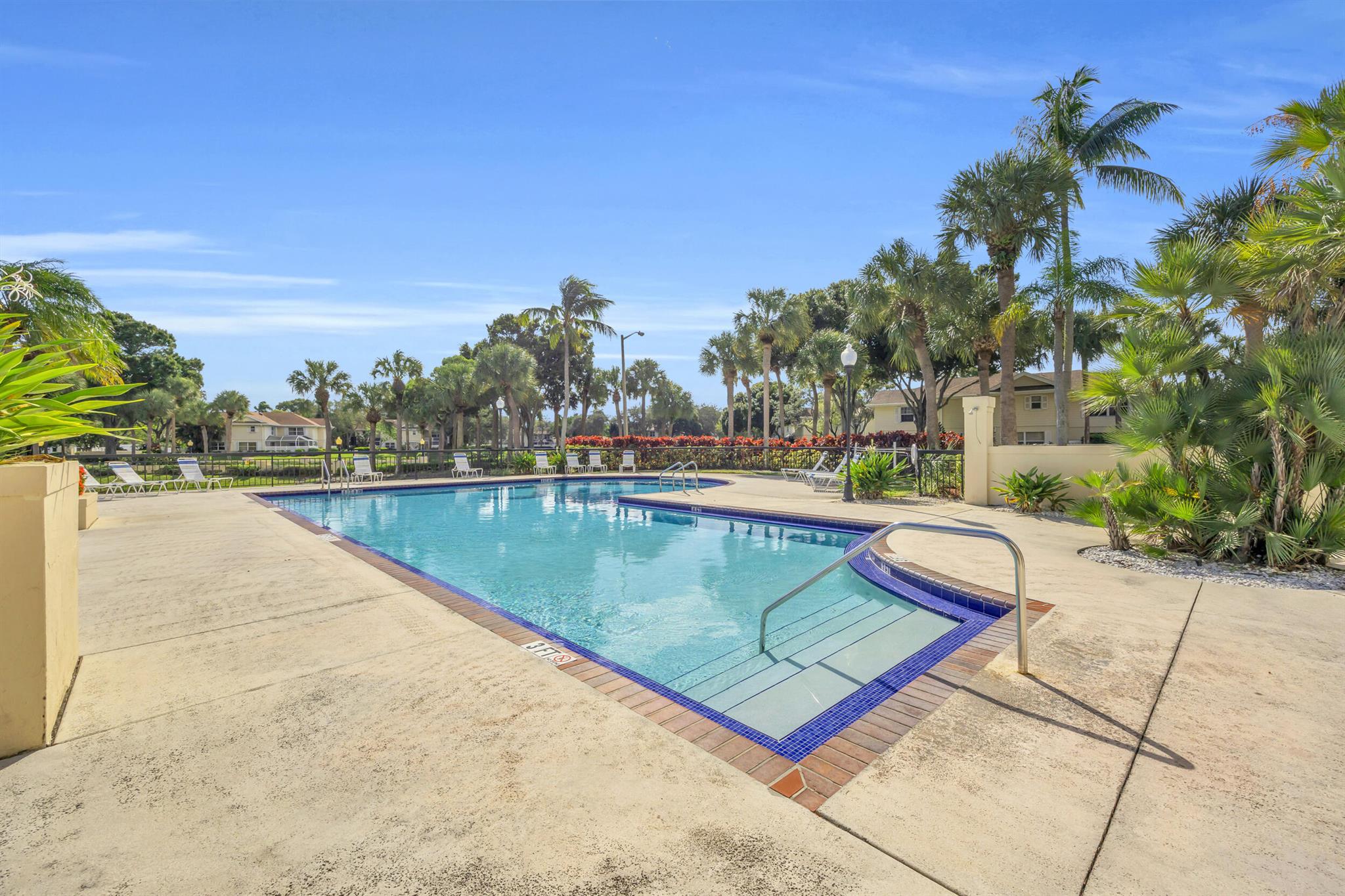 Wellesley at Lake Clarke - Residential