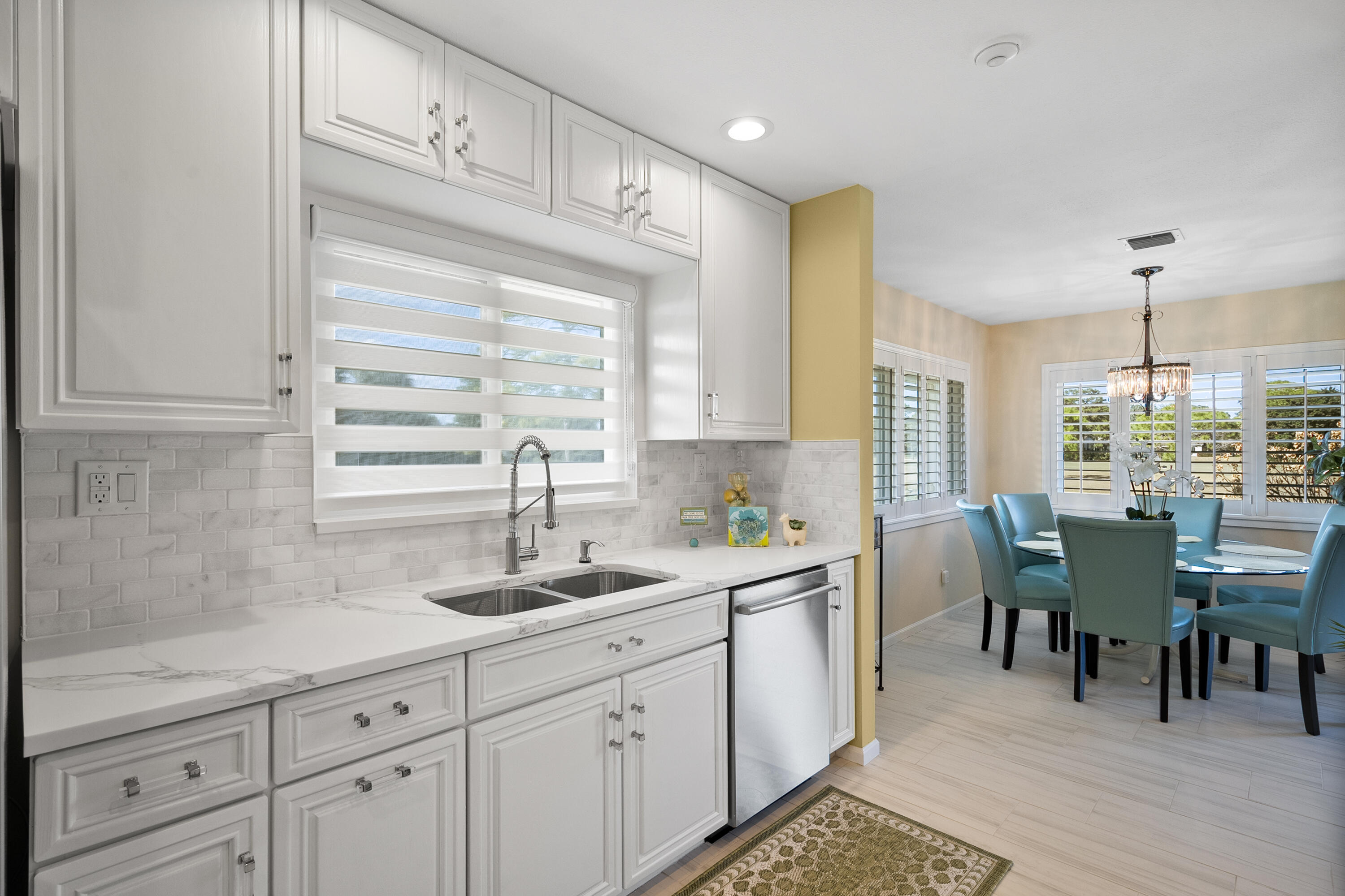 MARINER SANDS COUNTRY CLUB - GOLF COTTAGE - Residential