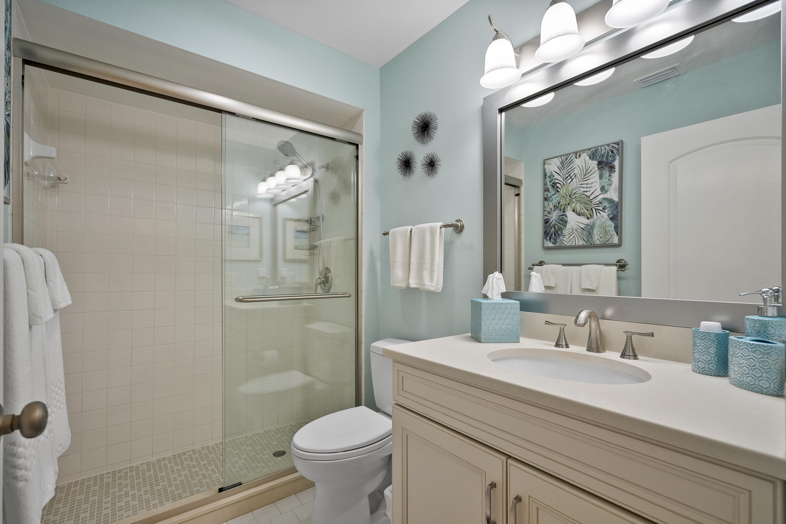 MARINER SANDS COUNTRY CLUB - GOLF COTTAGE - Residential