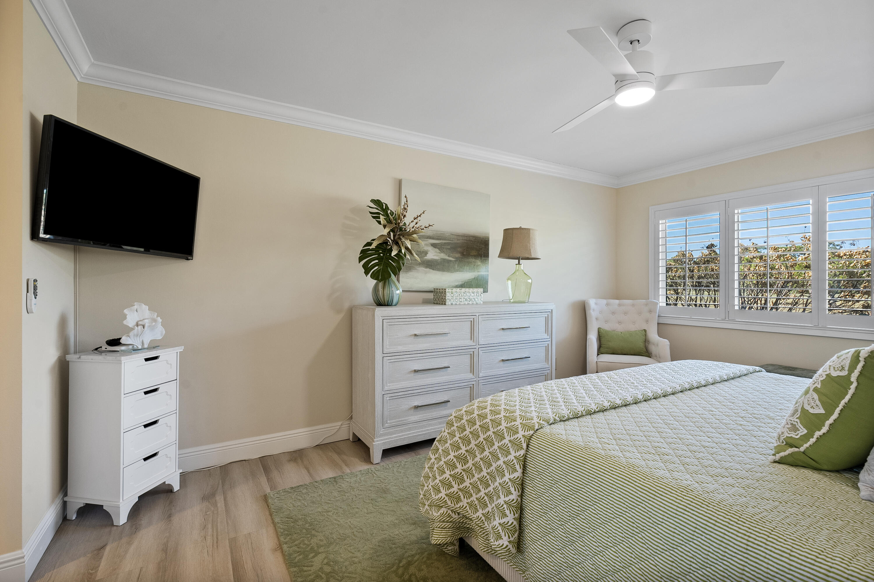 MARINER SANDS COUNTRY CLUB - GOLF COTTAGE - Residential