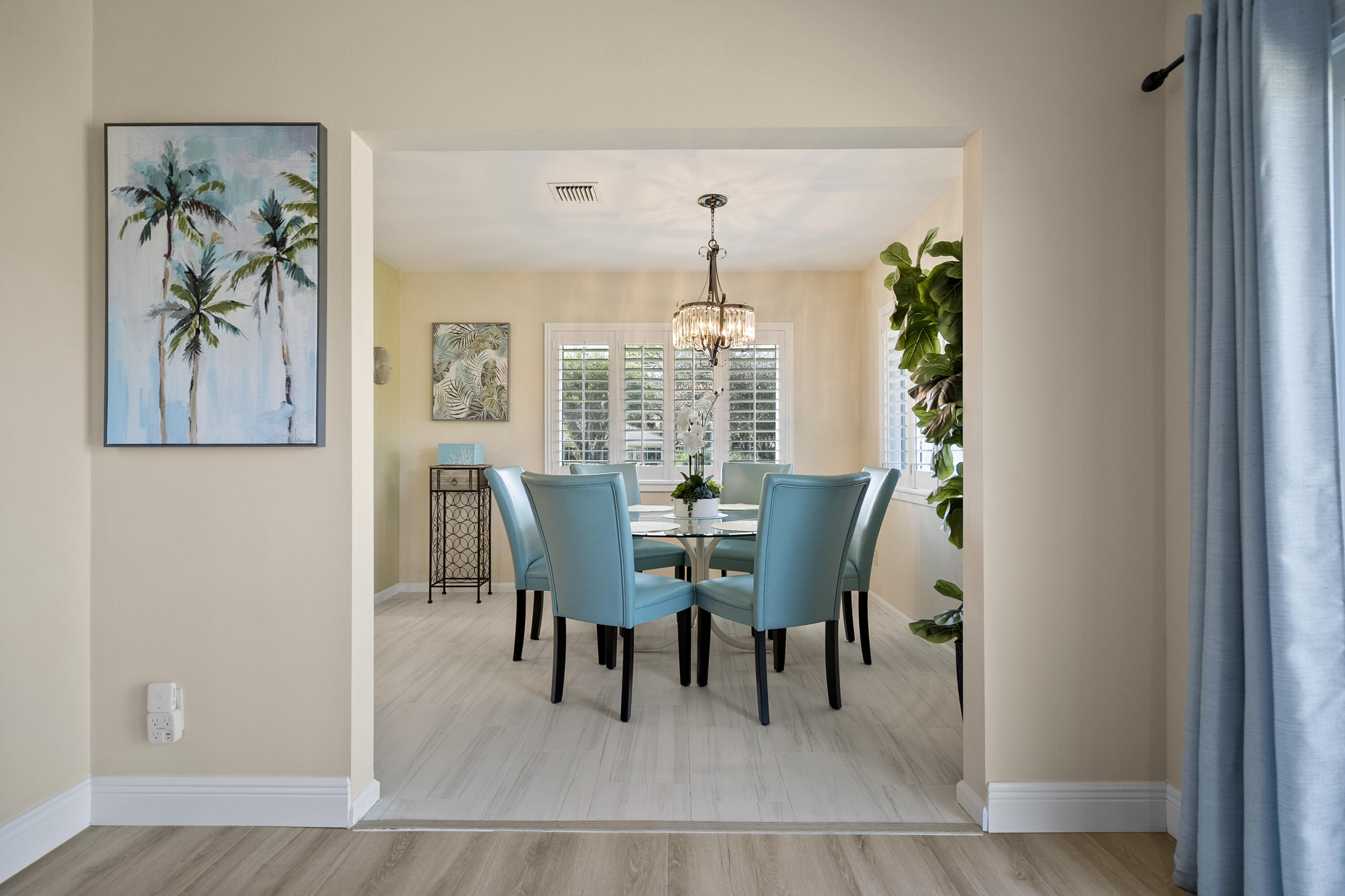 MARINER SANDS COUNTRY CLUB - GOLF COTTAGE - Residential