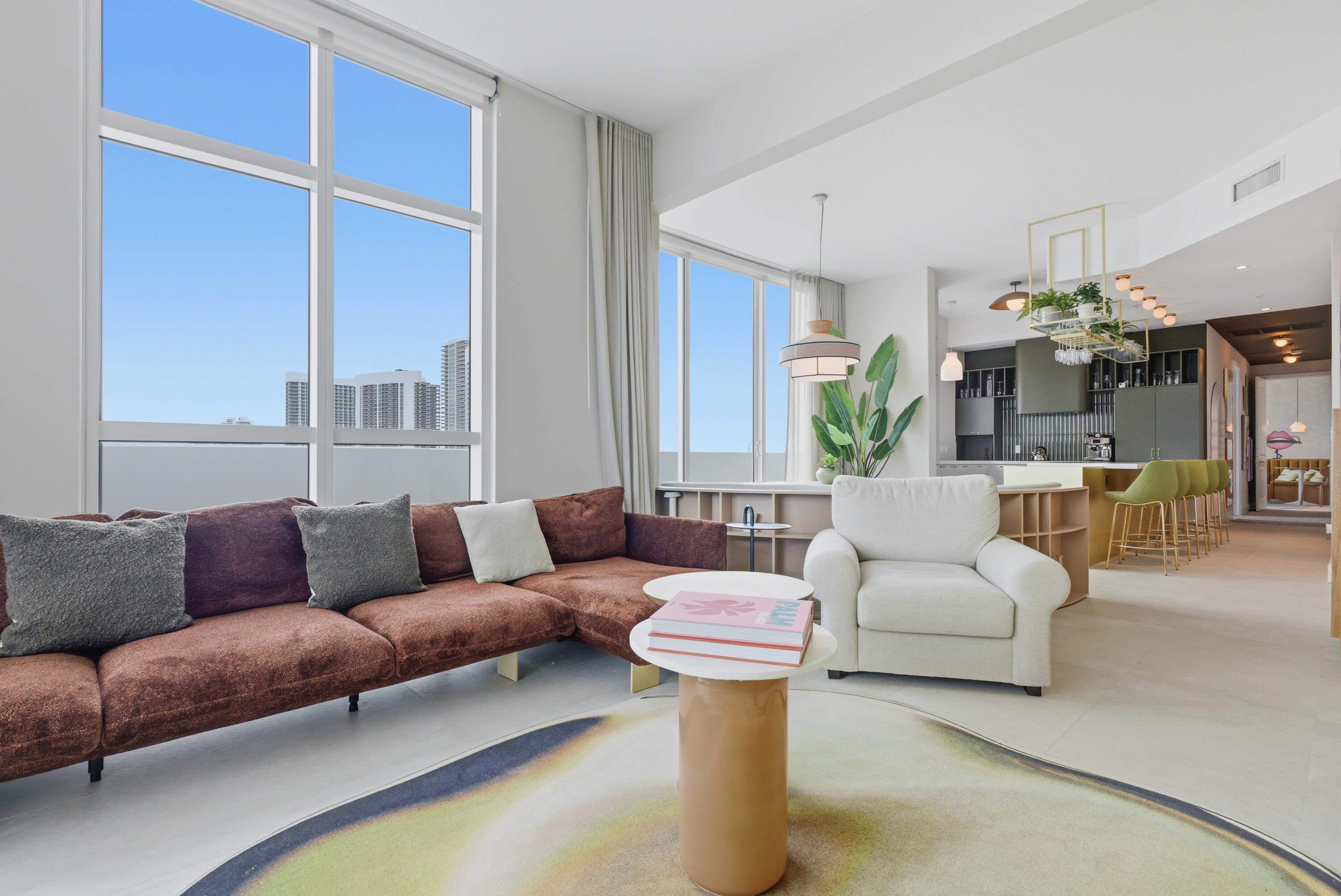 1945 S OCEAN Drive 2408