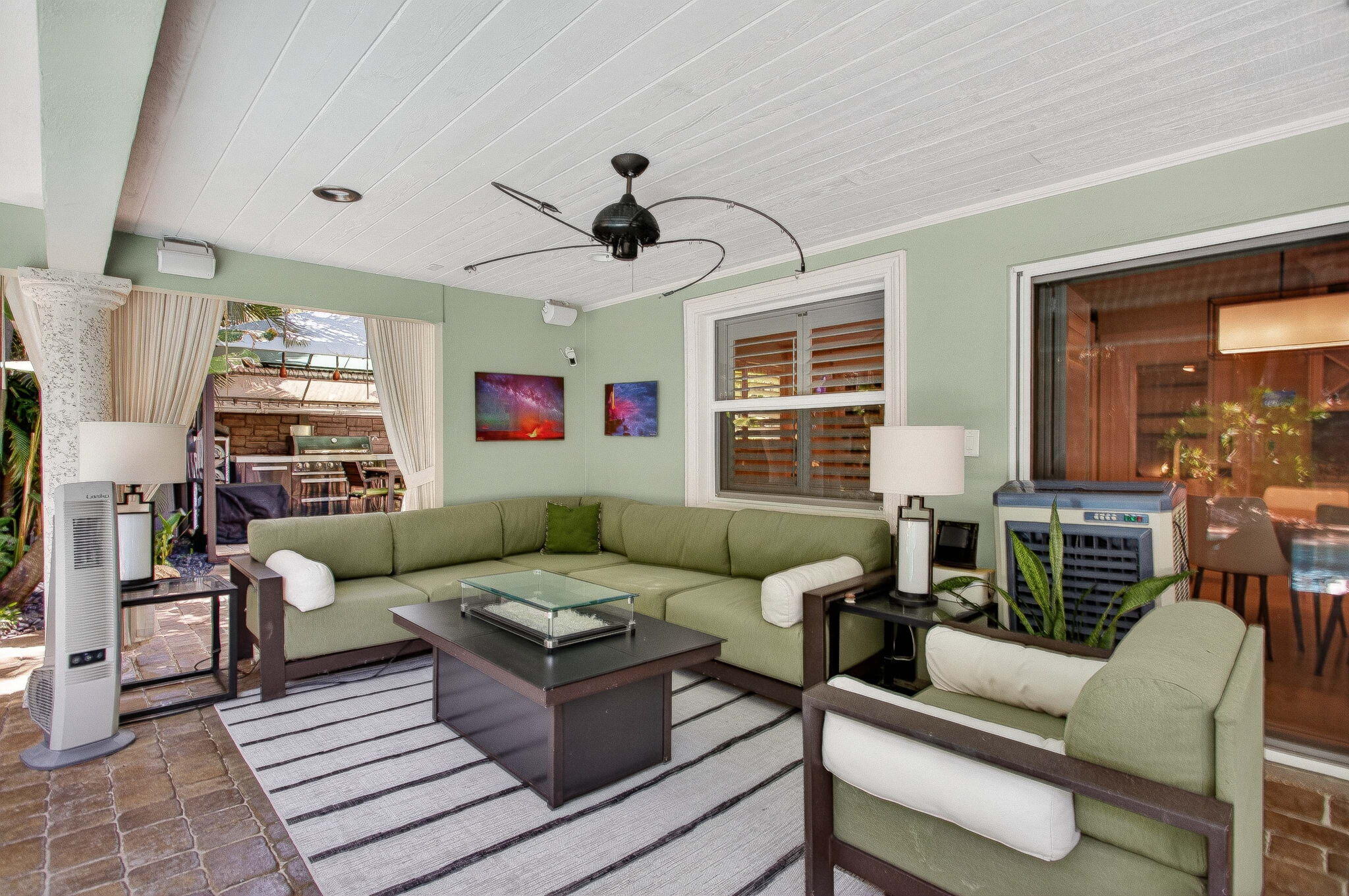 JENADA ISLE - Residential