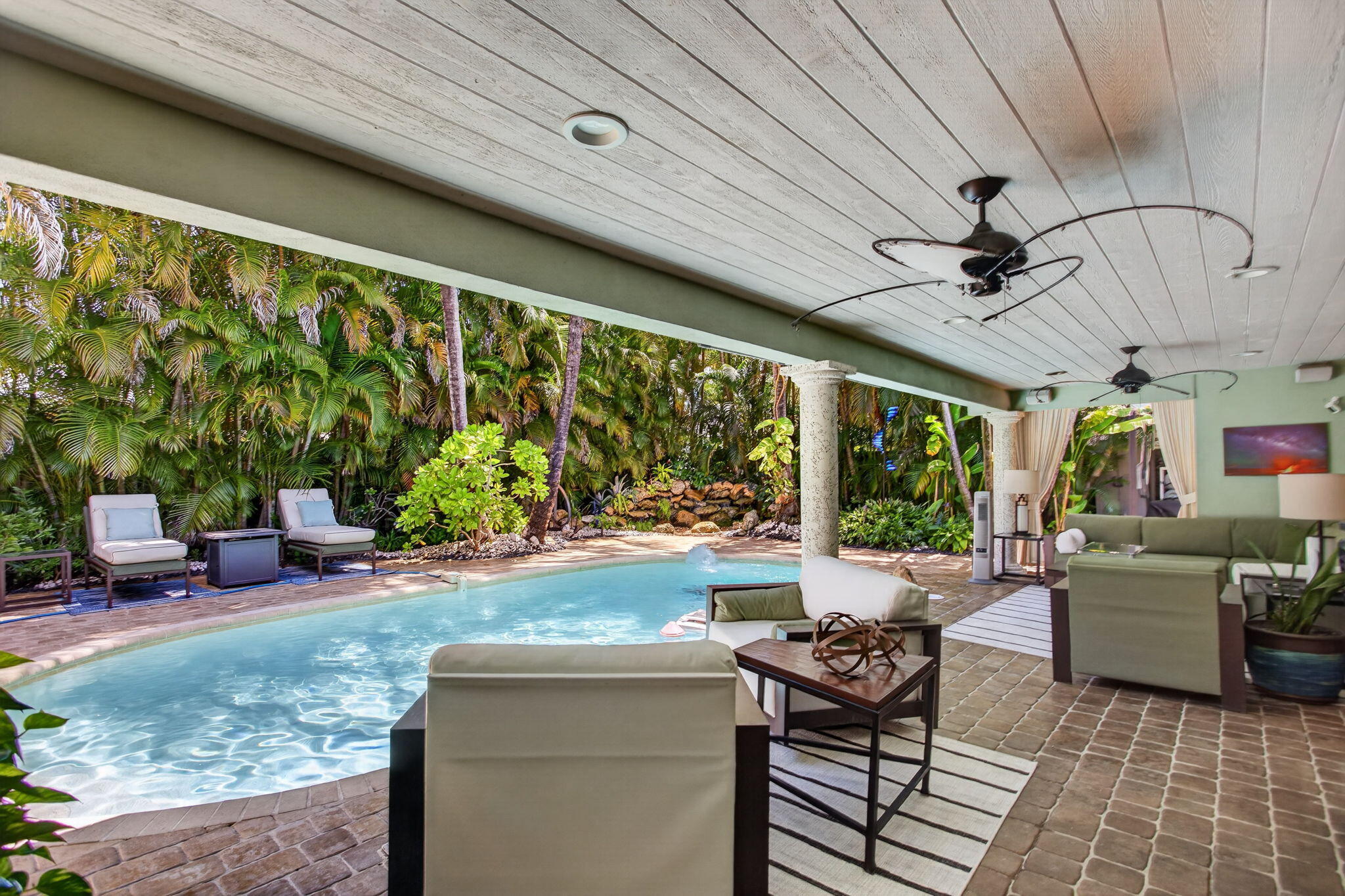 JENADA ISLE - Residential