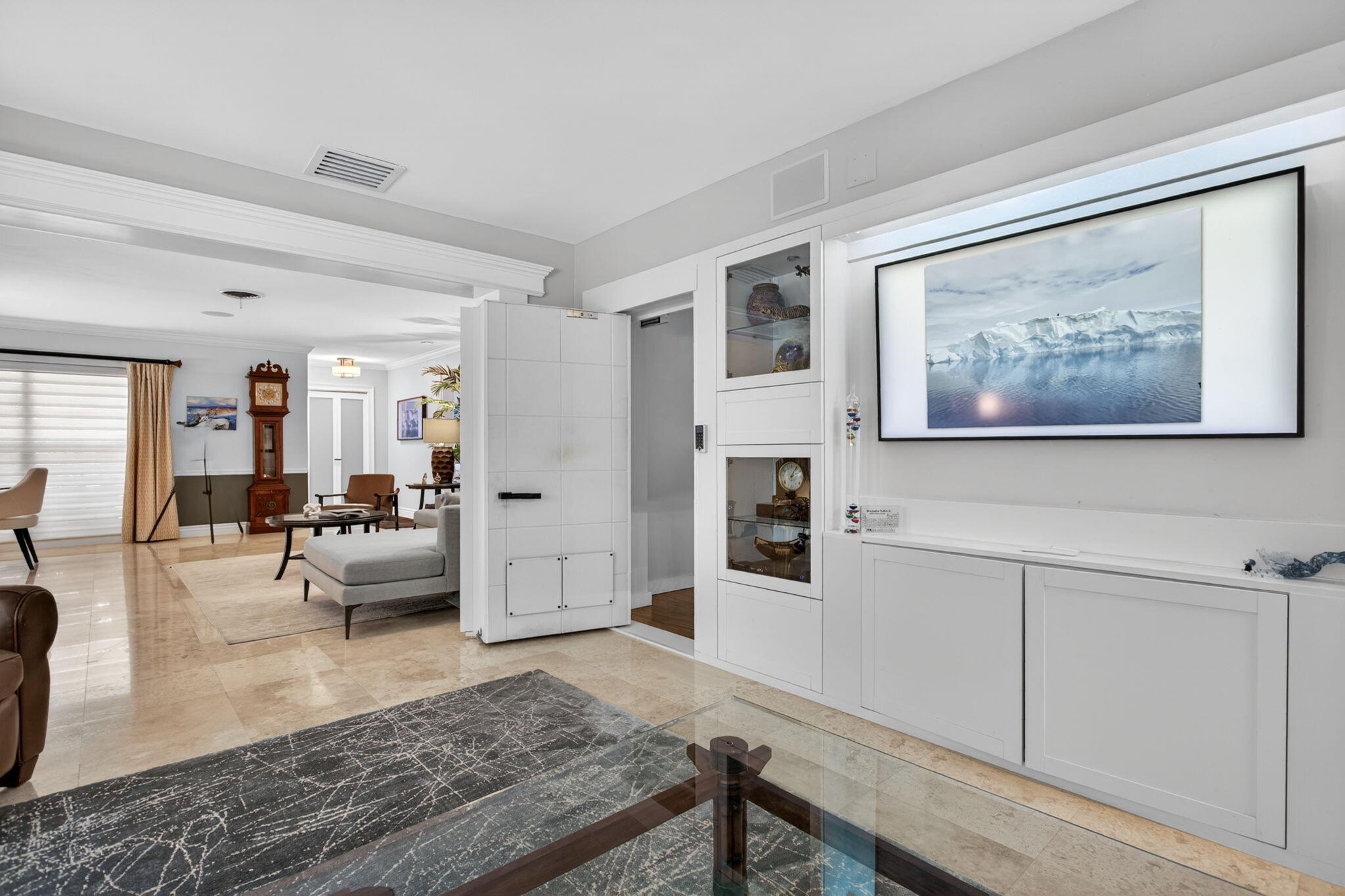 JENADA ISLE - Residential