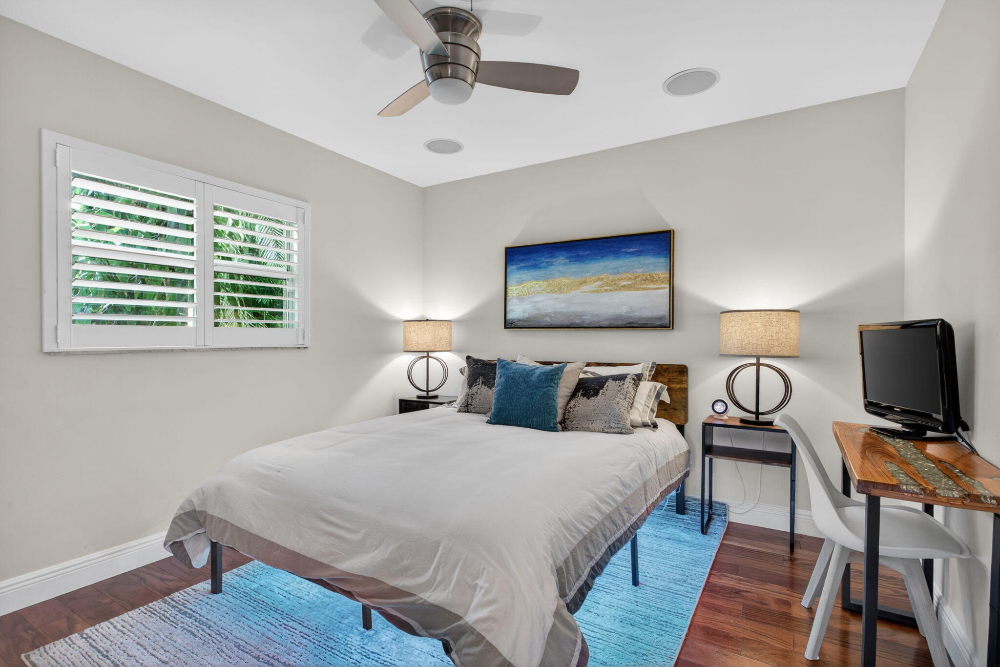 JENADA ISLE - Residential